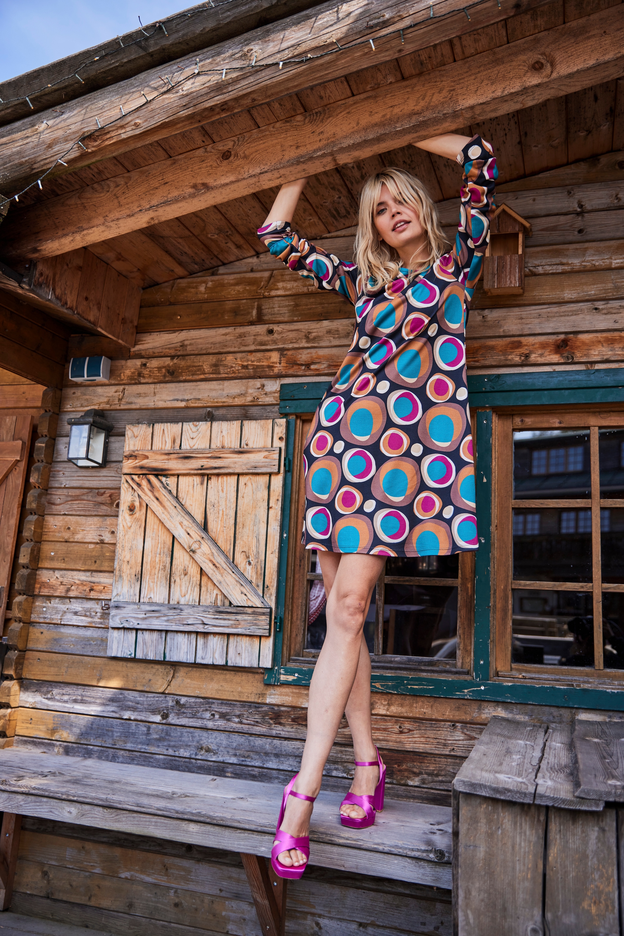 Aniston SELECTED Jerseykleid, in leichter online shoppen | Jelmoli-Versand A-Linien-Form