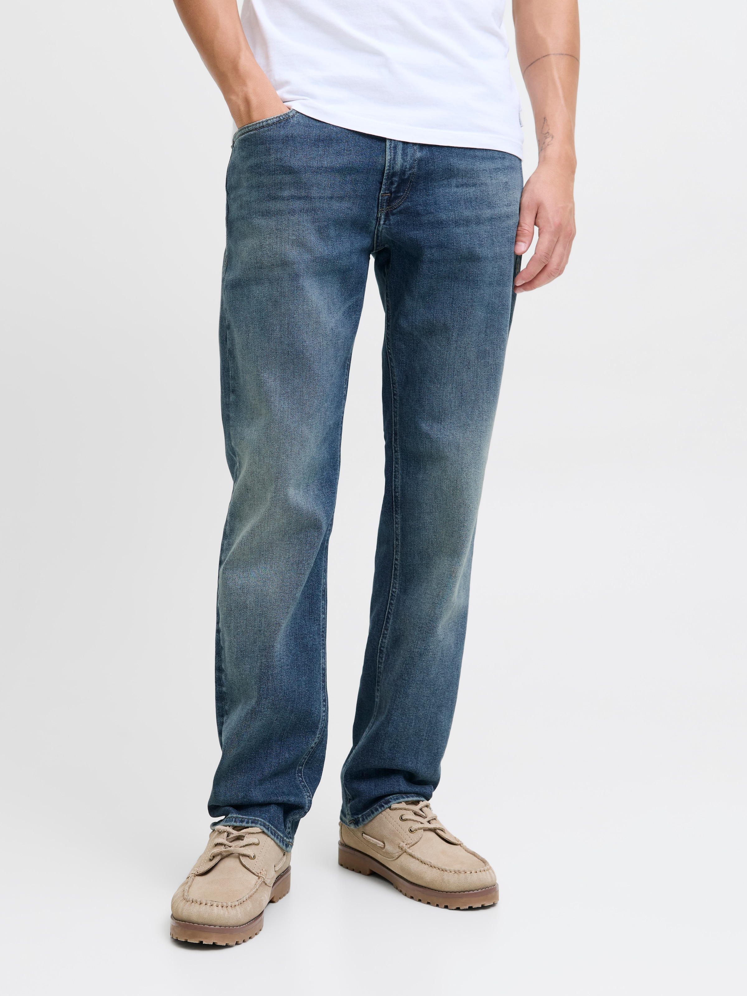 Jack & Jones Regular-fit-Jeans »JJICLARK mit Used-Look und Stretch für den Alltag« mit Abriebeffekten