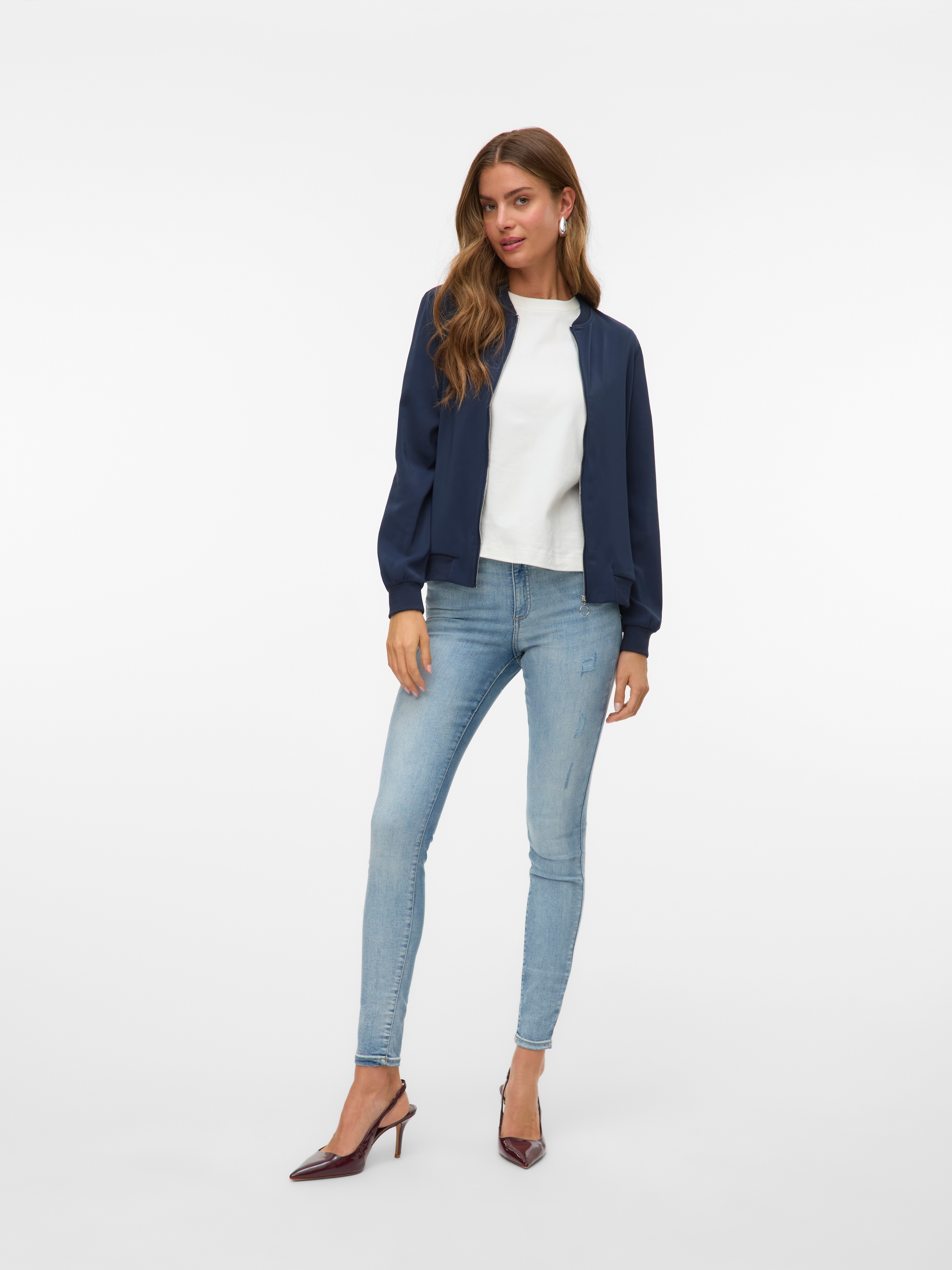 Vero Moda Bomberjacke »VMCOCO L/S BOMBER«, in modisch kurzer Form