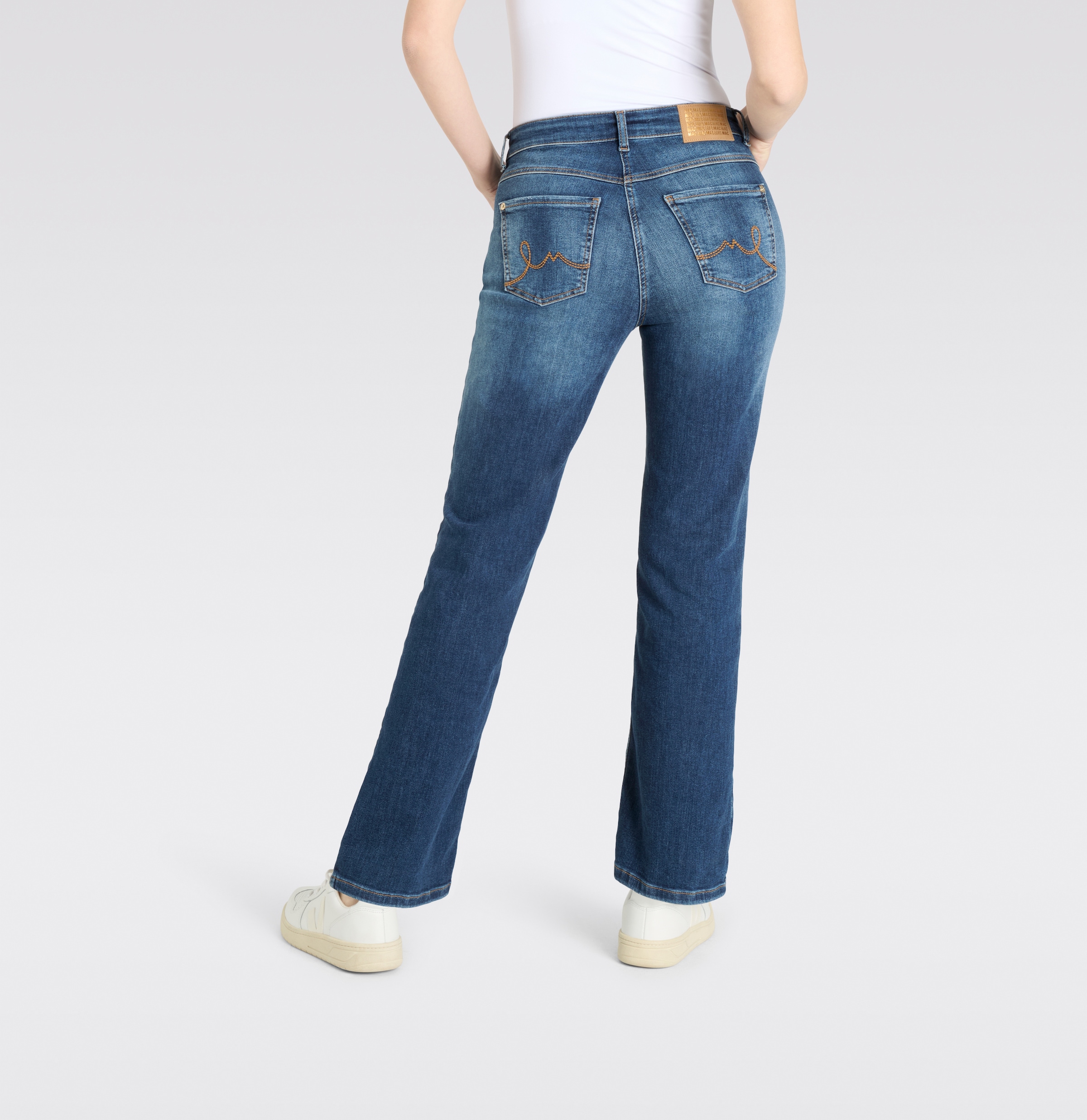 MAC Bootcut-Jeans »LAURA«, im Five-Pocket Style