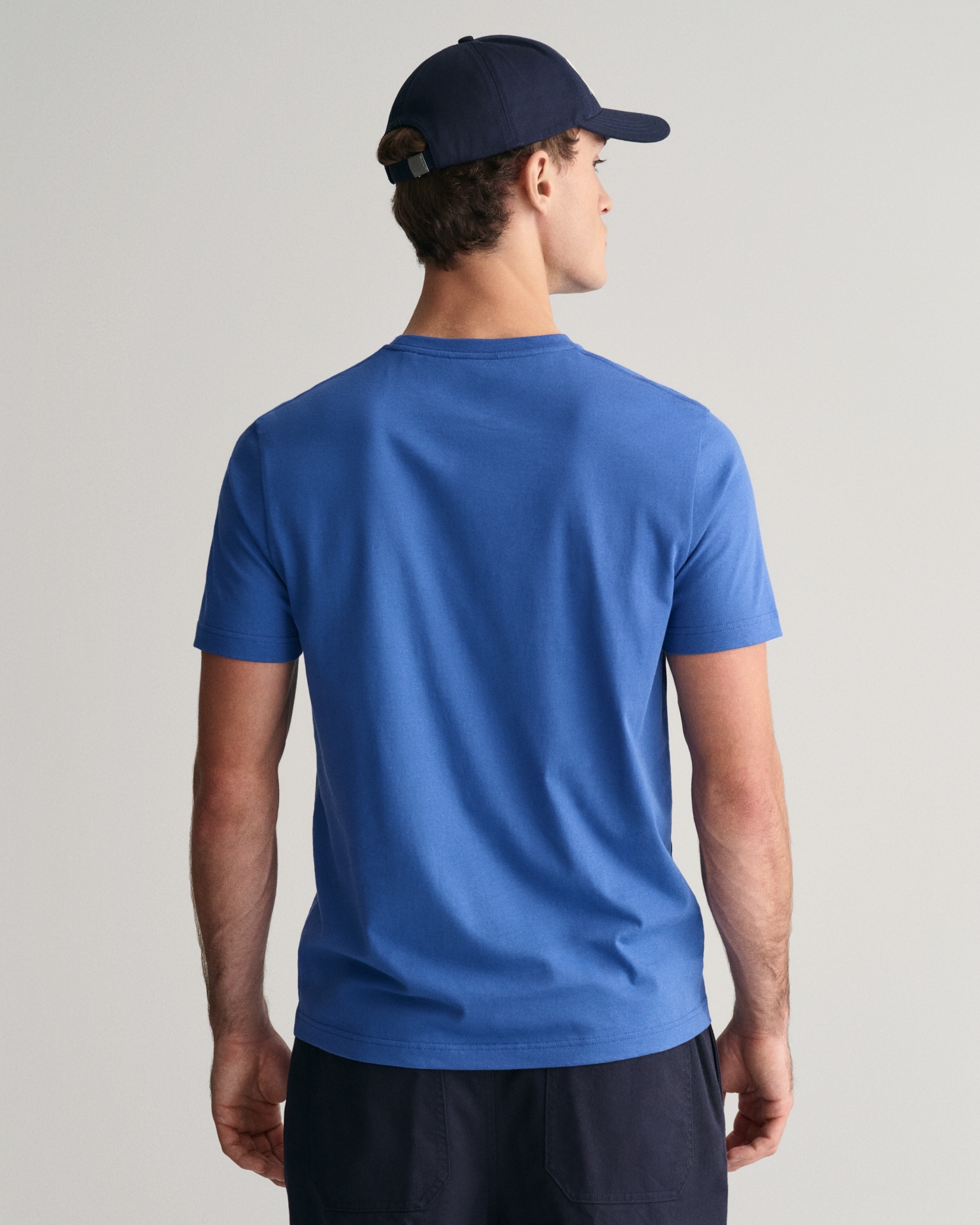 Gant T-Shirt »REG SHIELD SS T-SHIRT«, mit Logostickerei auf der Brust