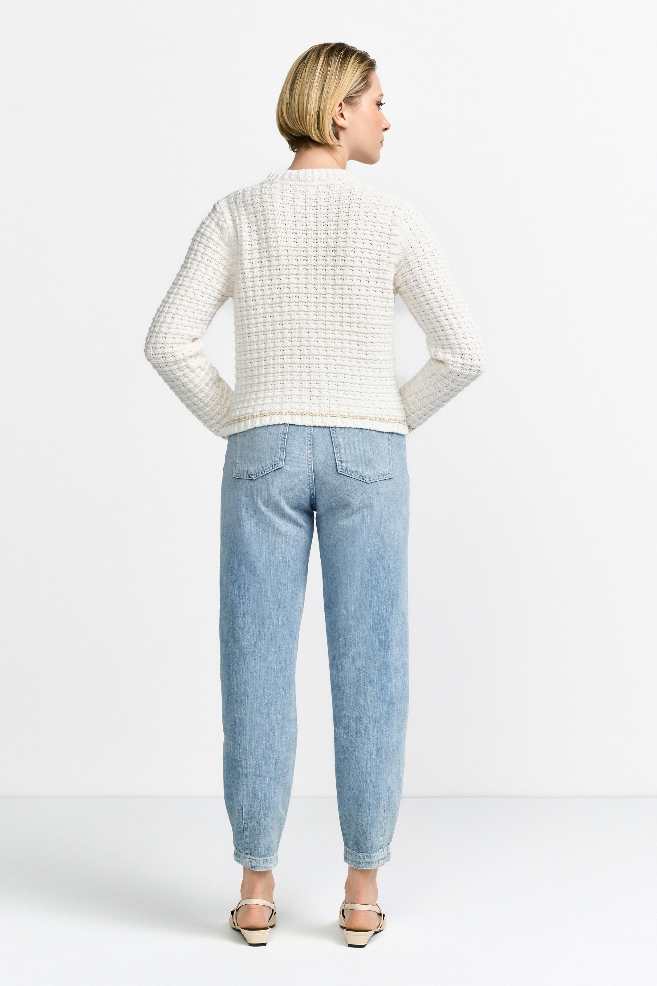 RICHROYAL Strickjacke, Mit goldfarbenenem Effektgarn an Saum und Ärmeln