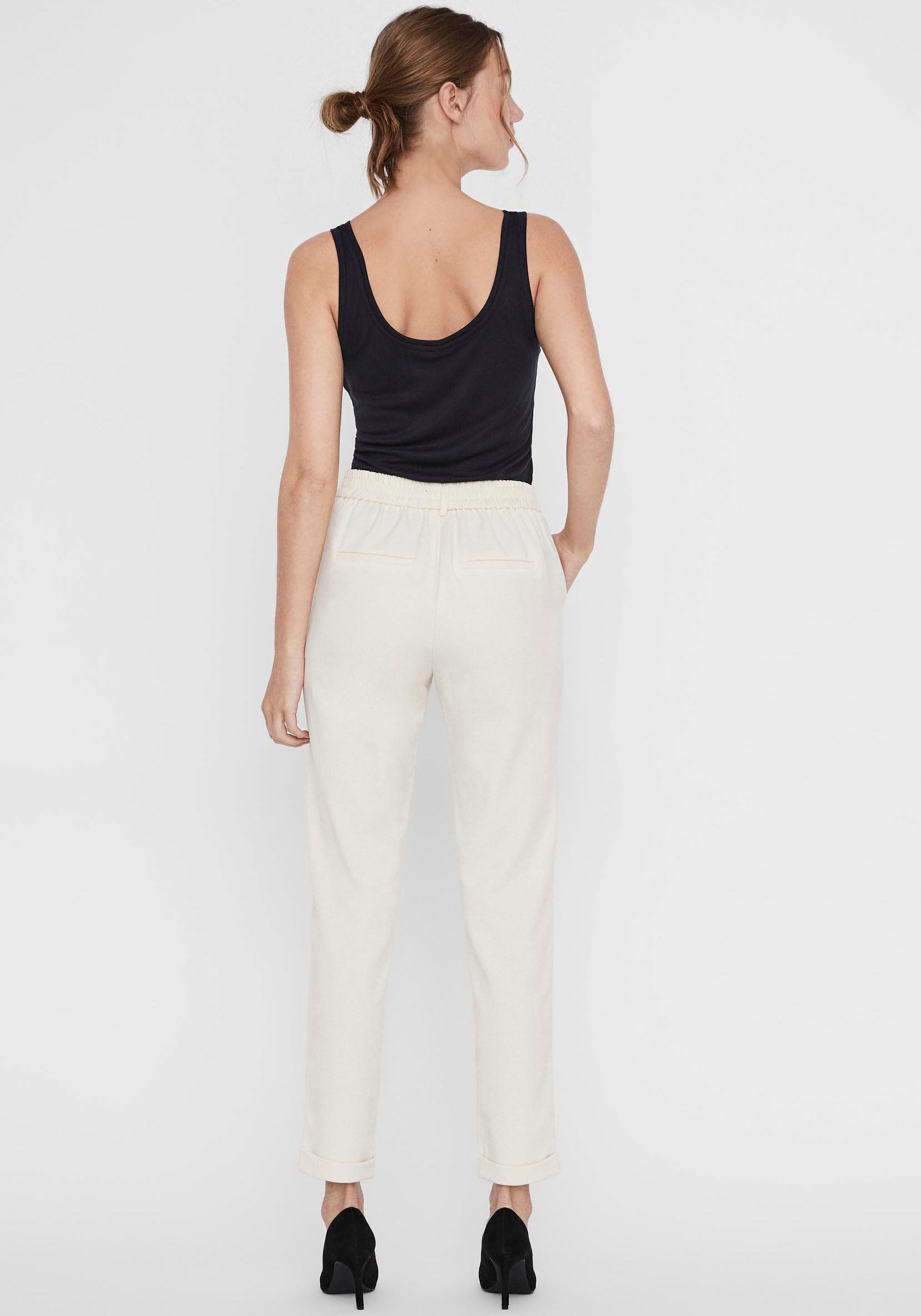 Vero Moda Anzughose »VMMAYA MR LOOSE SOLID PANT NOOS«, knöchelfreie Form mit Saumaufschlag