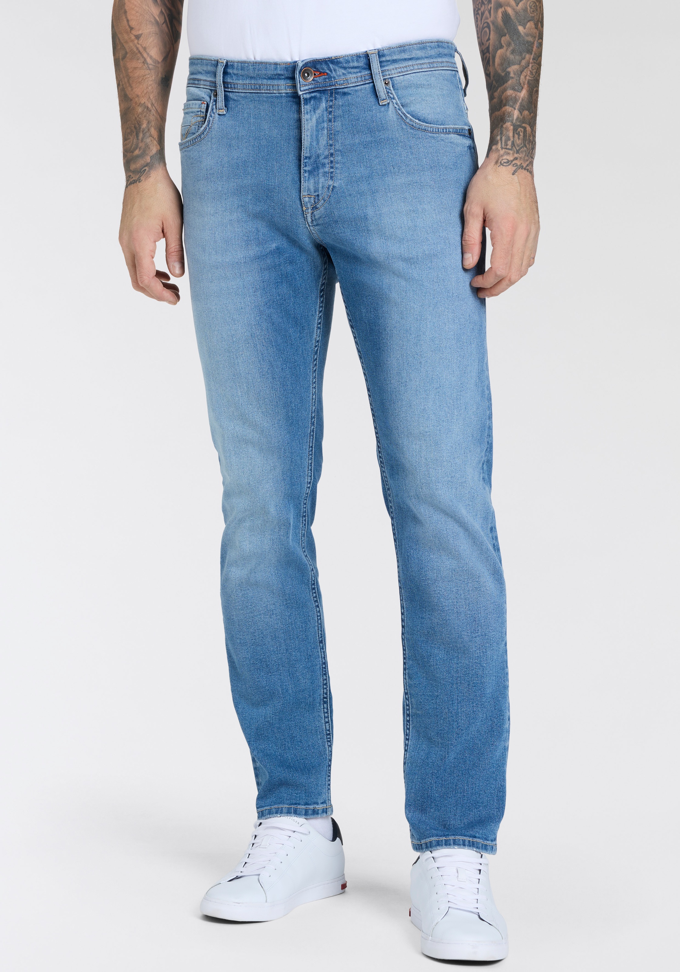 H.I.S Straight-Jeans »NEW DALE« gerades Bein, mit Used-Effekten, niedrige Leibhöhe