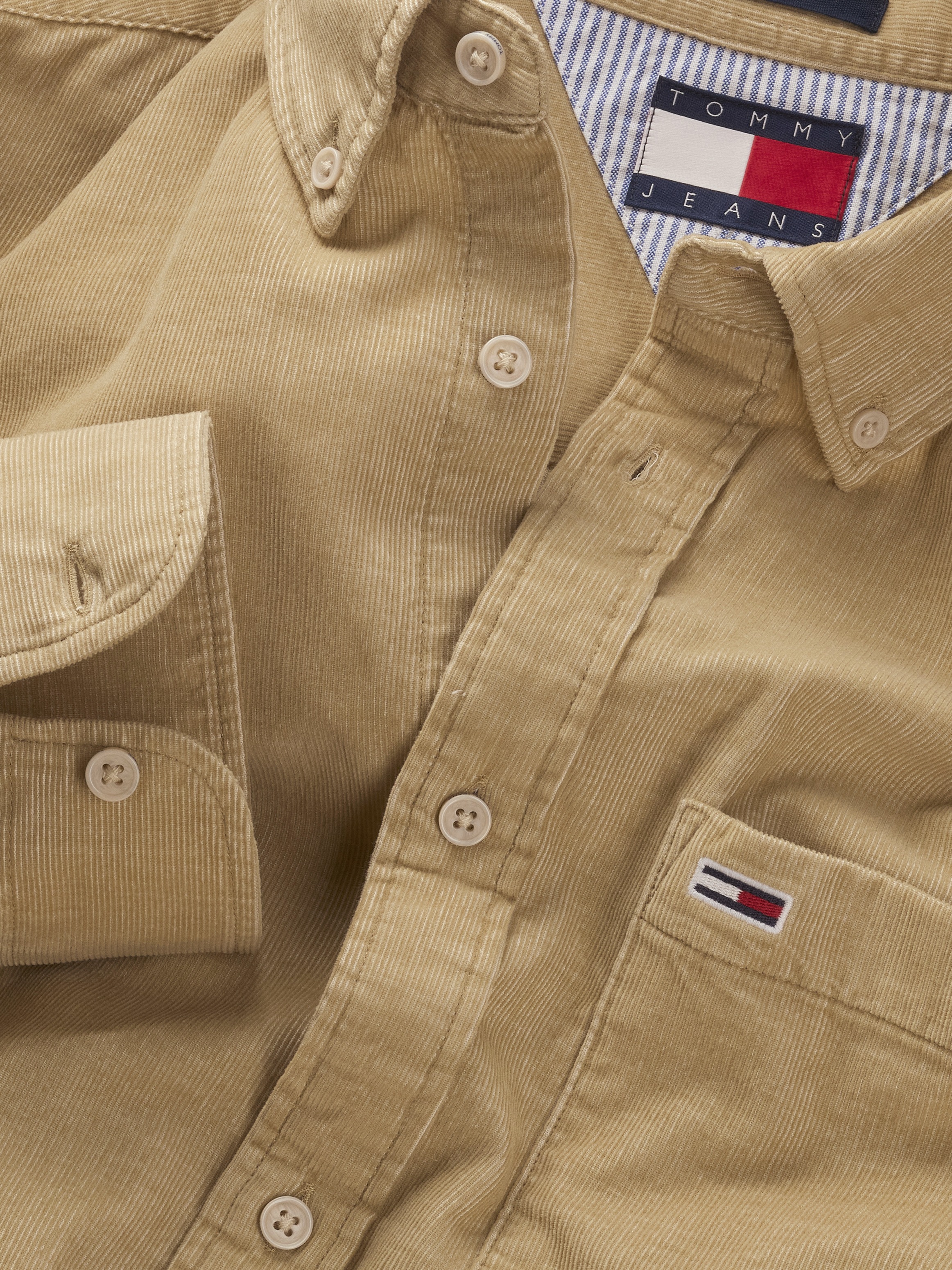Tommy Jeans Hemdjacke »TJM ENTRY CORD SHIRT EXT«, mit Brusttasche und Logostickerei