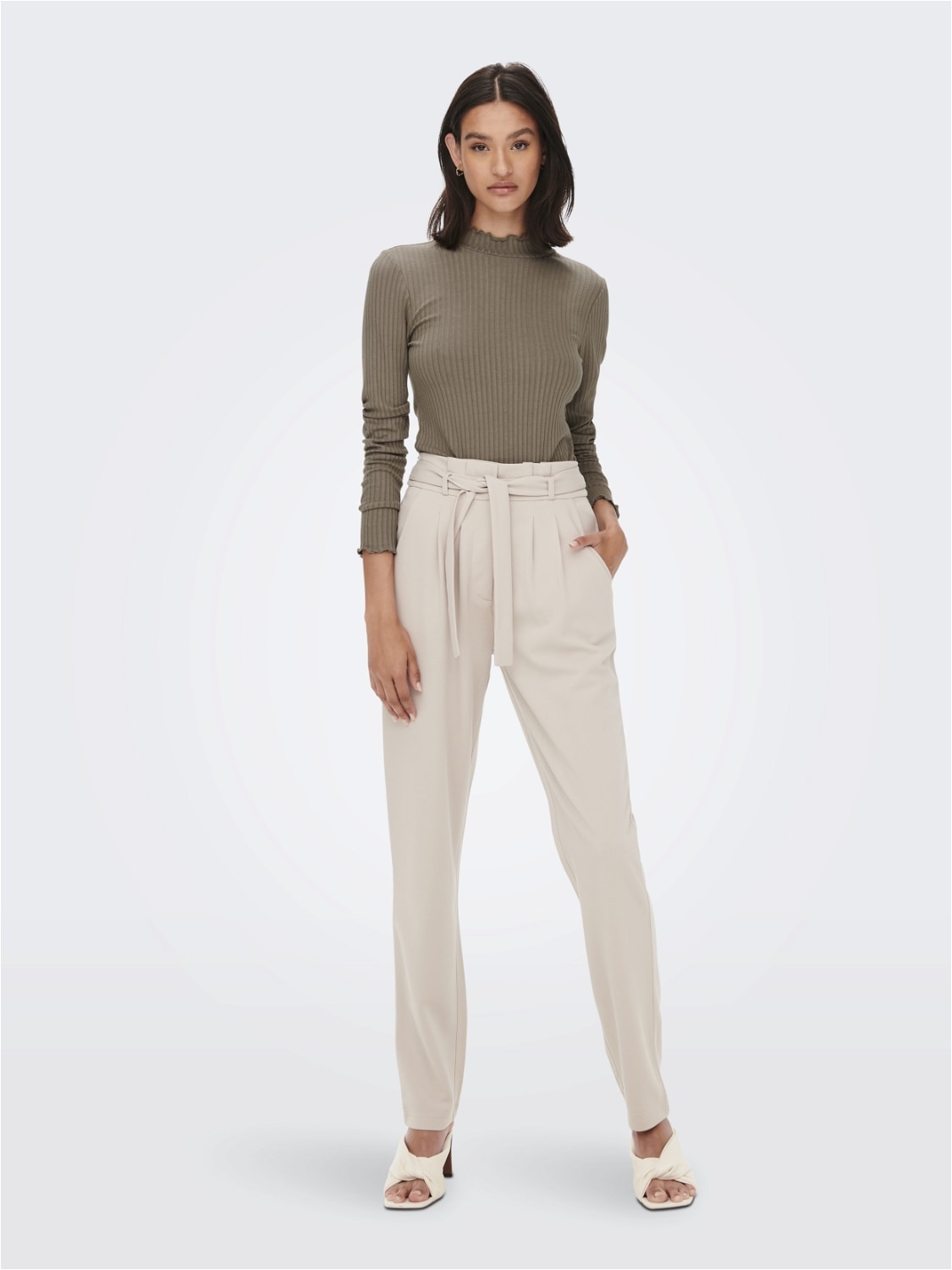 JDY Langarmbluse »JDYFRANSISKA L/S HIGHNECK TOP JRS NOOS«, mit gewellten Säumen