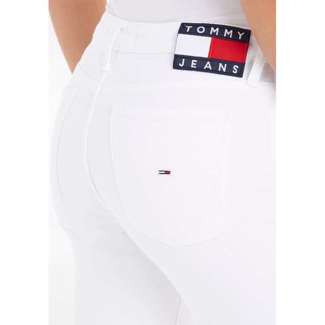 Tommy Jeans Schlagjeans, mit Tommy Jeans Logo-Badge am Bund online shoppen  bei Jelmoli-Versand Schweiz