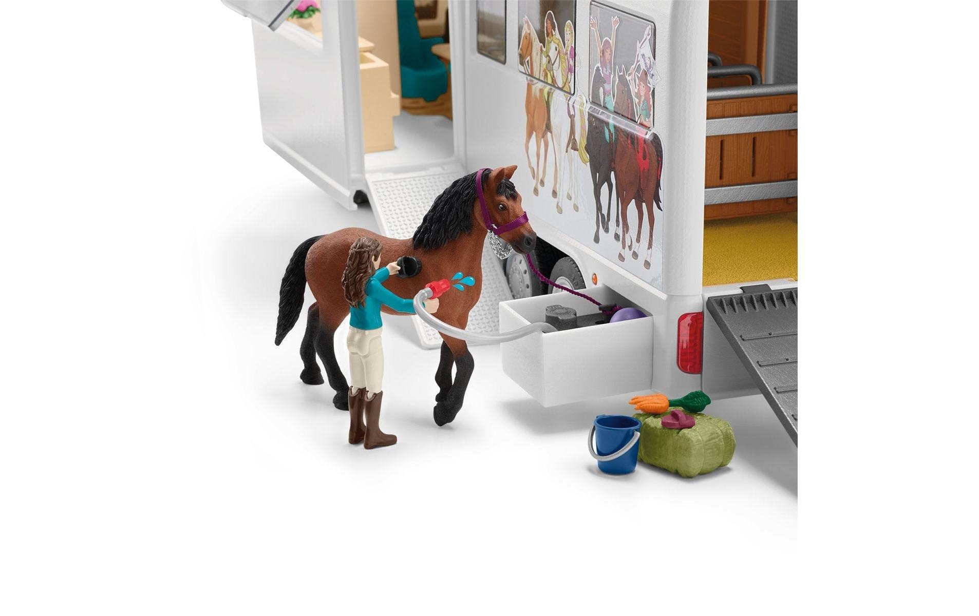 Schleich® Spielfigur »Horse Club Pferdetransporter«