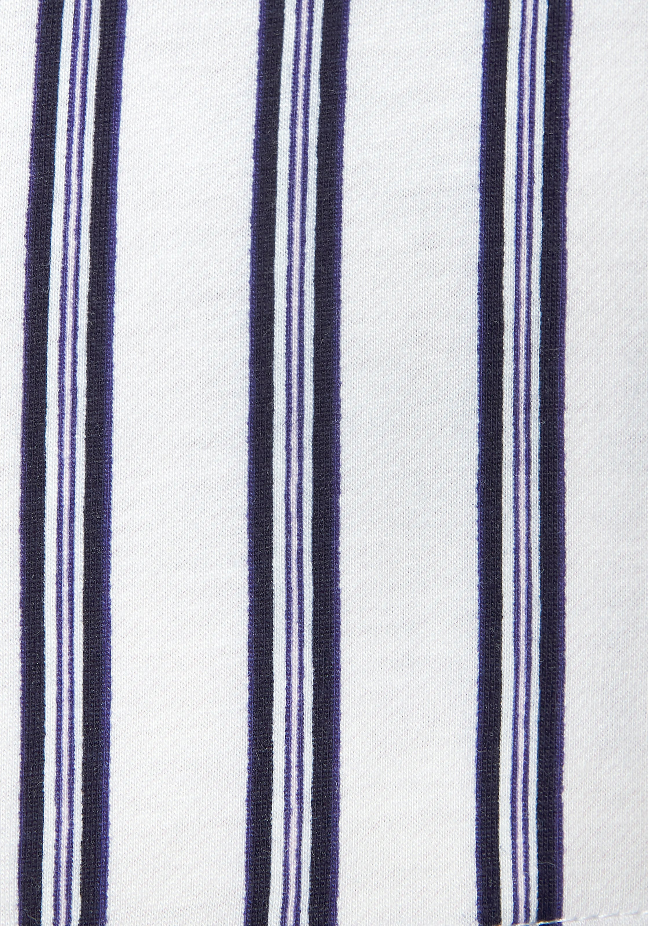 s.Oliver Pyjamashorts, mit schönem Allover-Print