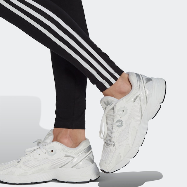 adidas Originals Leggings »ADICOLOR CLASSICS 3-STREIFEN«, (1 tlg.) online  bestellen bei Jelmoli-Versand Schweiz