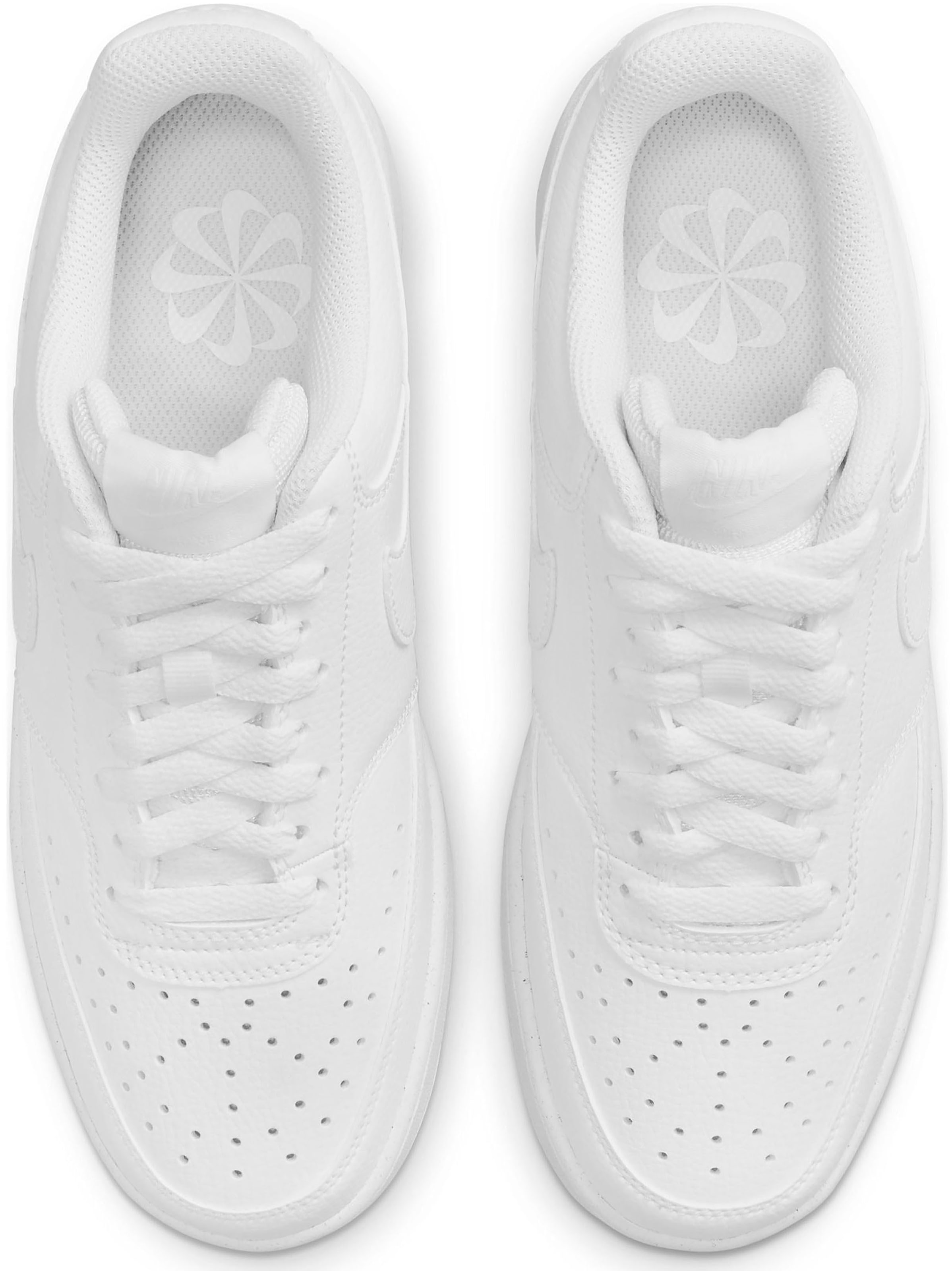 Nike Sportswear Sneaker »COURT VISION LOW NEXT NATURE«, Design auf den Spuren des Air Force 1