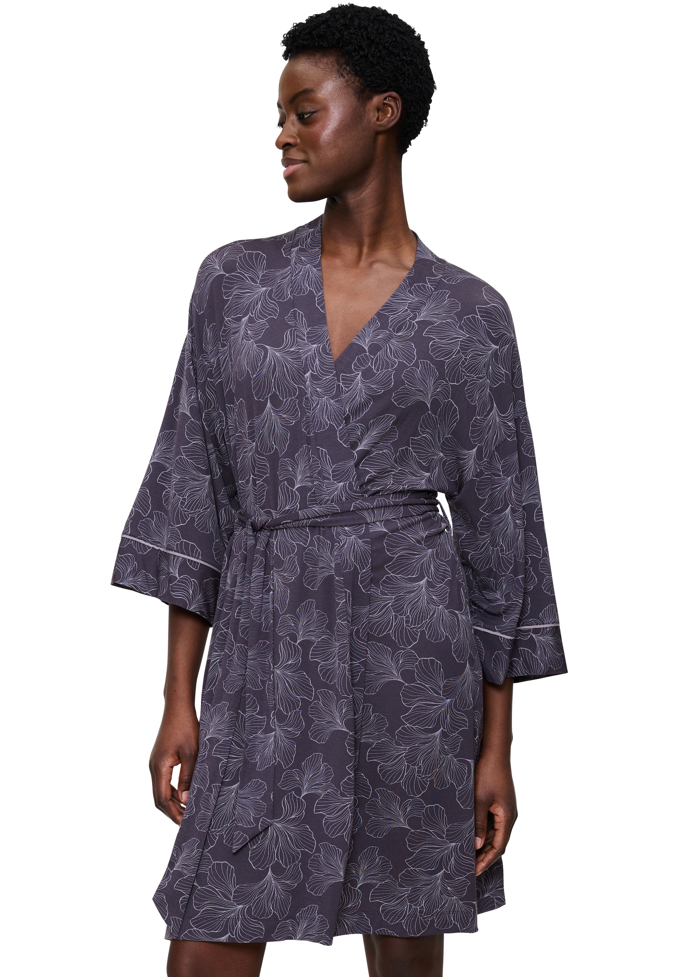 Triumph Morgenmantel "Aura Spotlight Robe 01" weich, atmungsaktiv, knielang