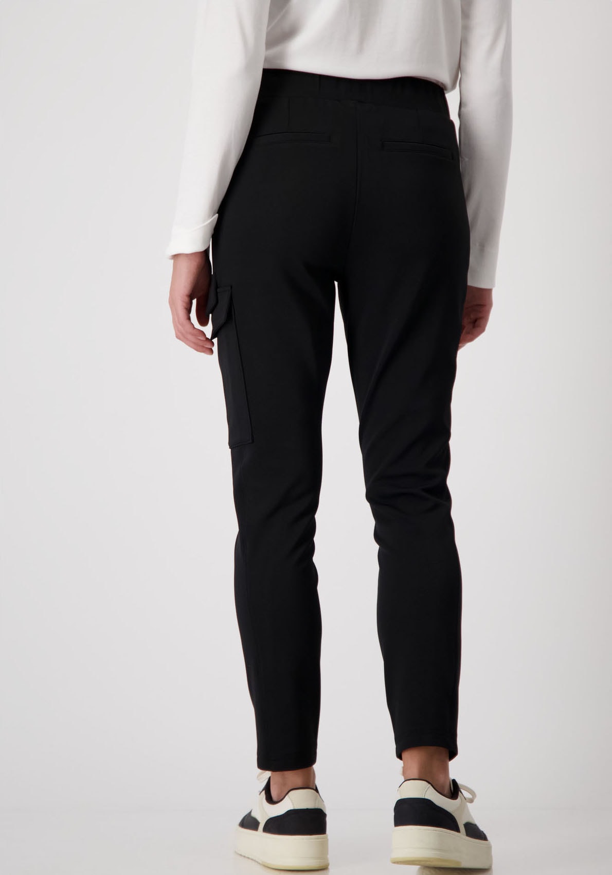 Monari Jogger Pants, mit aufgesetzter Pattentasche