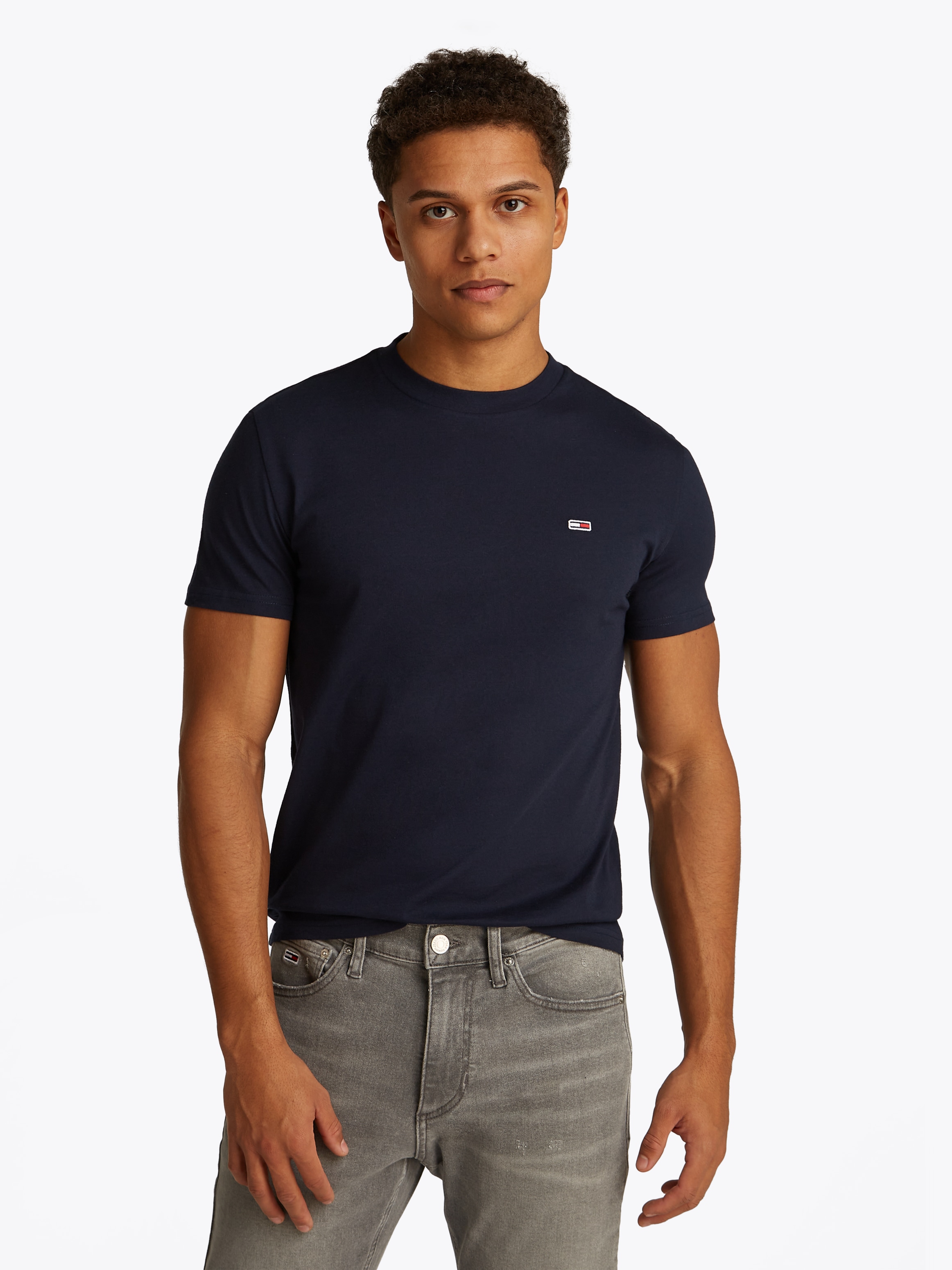 Tommy Jeans Plus Rundhalsshirt »TJM XSLIM 2PACK JERSEY TEE EXT«, (Packung, 2er-Pack), in Grossen Grössen, Logostickerei