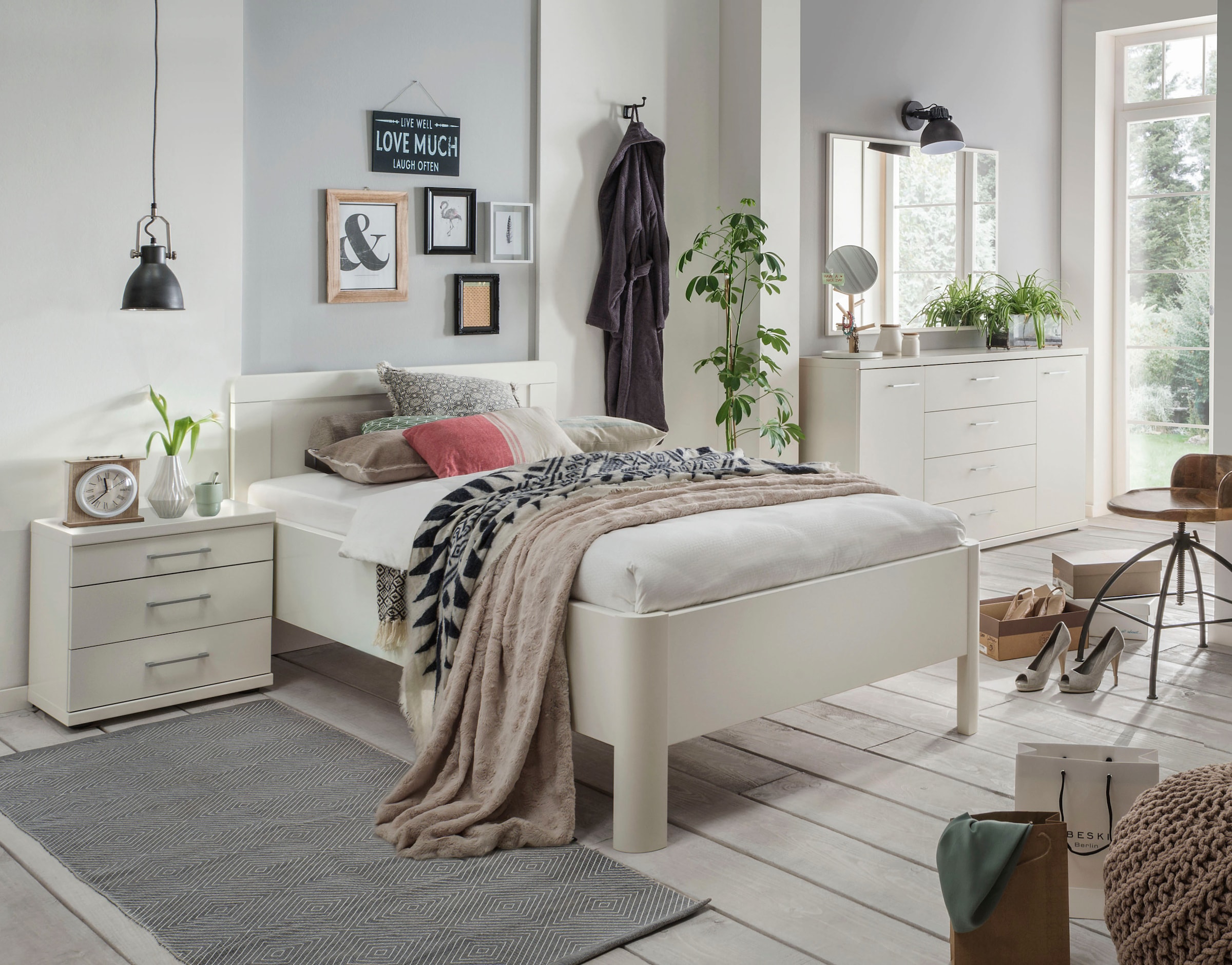 WIEMANN Holzbett »Bern, Bettgestell, Bettrahmen, für Schlafzimmer«, (4-fache Liegehöhenverstellung, MADE IN GERMANY), verschiedene Grössen und Farben, in Komforthöhe