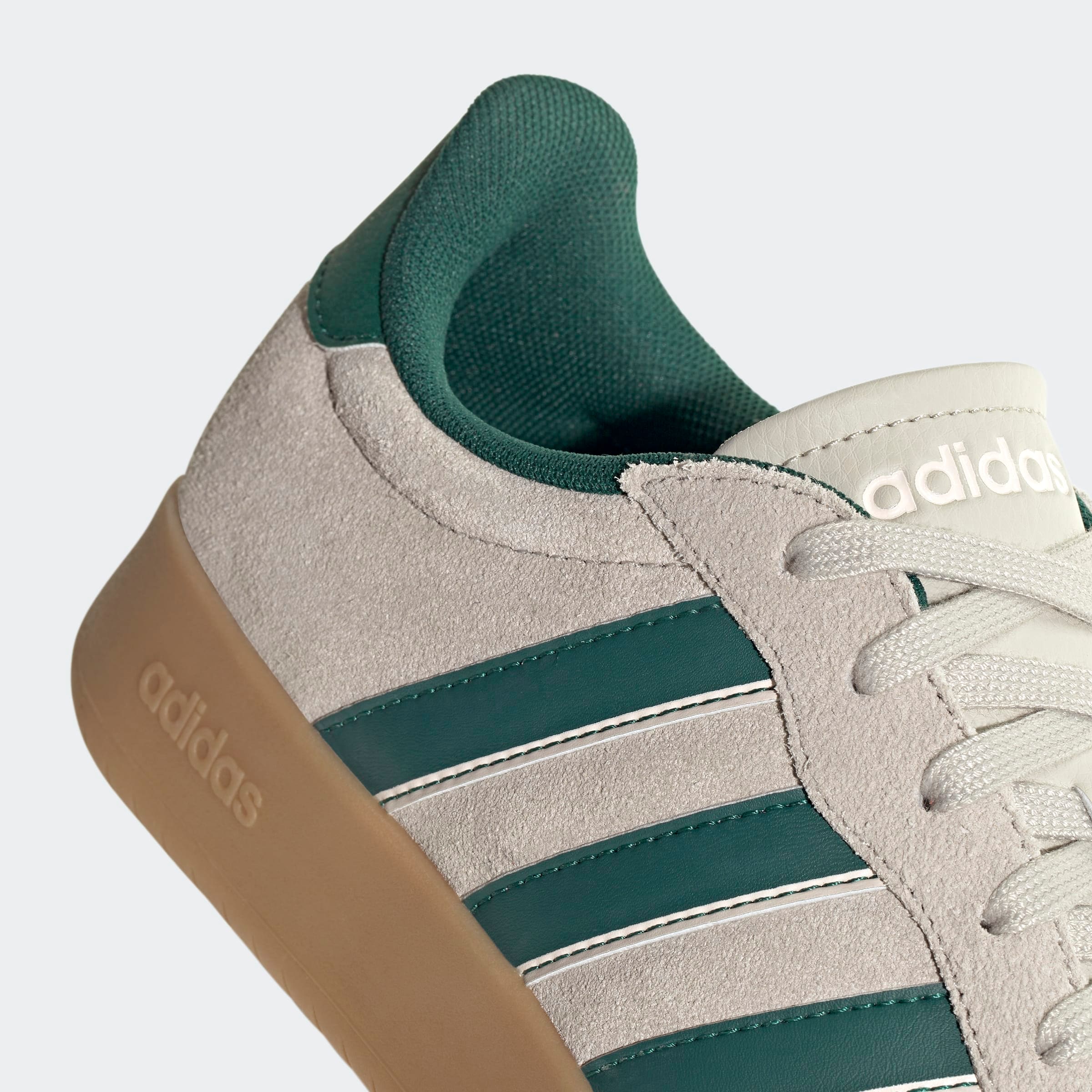 adidas Sportswear Sneaker »BARREDA«, Design auf den Spuren des adidas Handball Spezial