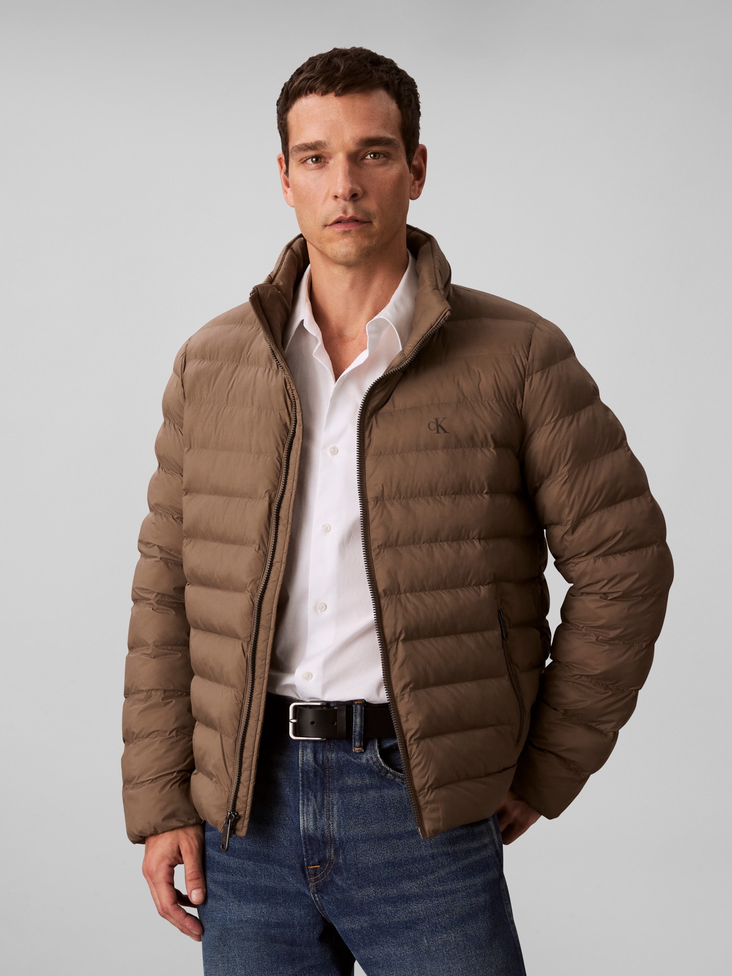 Calvin Klein Jeans Steppjacke »LS NYLN MD WT HDD F« mit Kapuze Regular fit mit Kapuze im Kragen