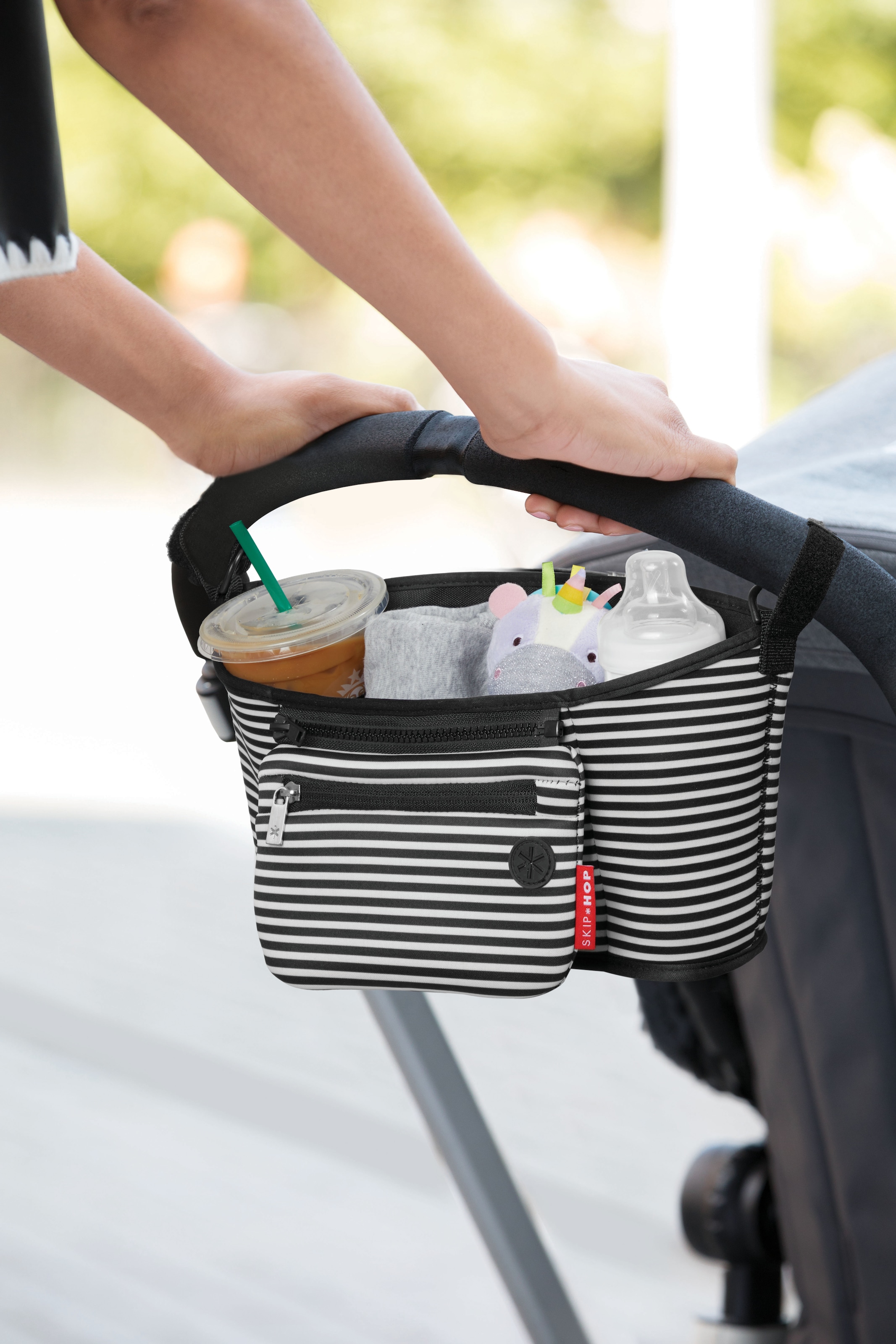 Skip Hop Kinderwagen-Tasche »Buggy Organizer, schwarz/weiss«