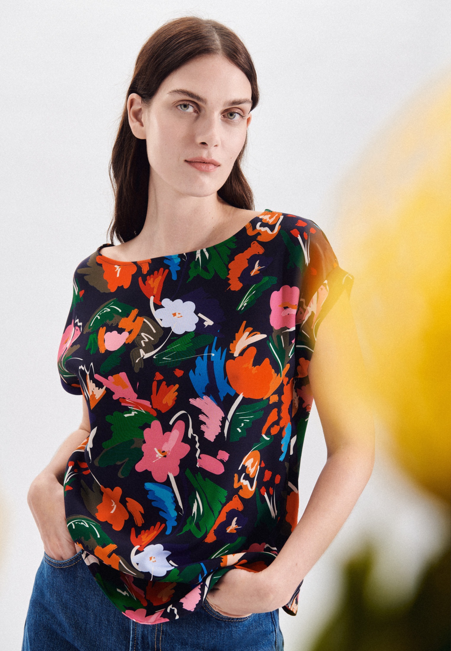 seidensticker Shirtbluse »Schwarze Rose«, Kurzarm Rundhals Floral