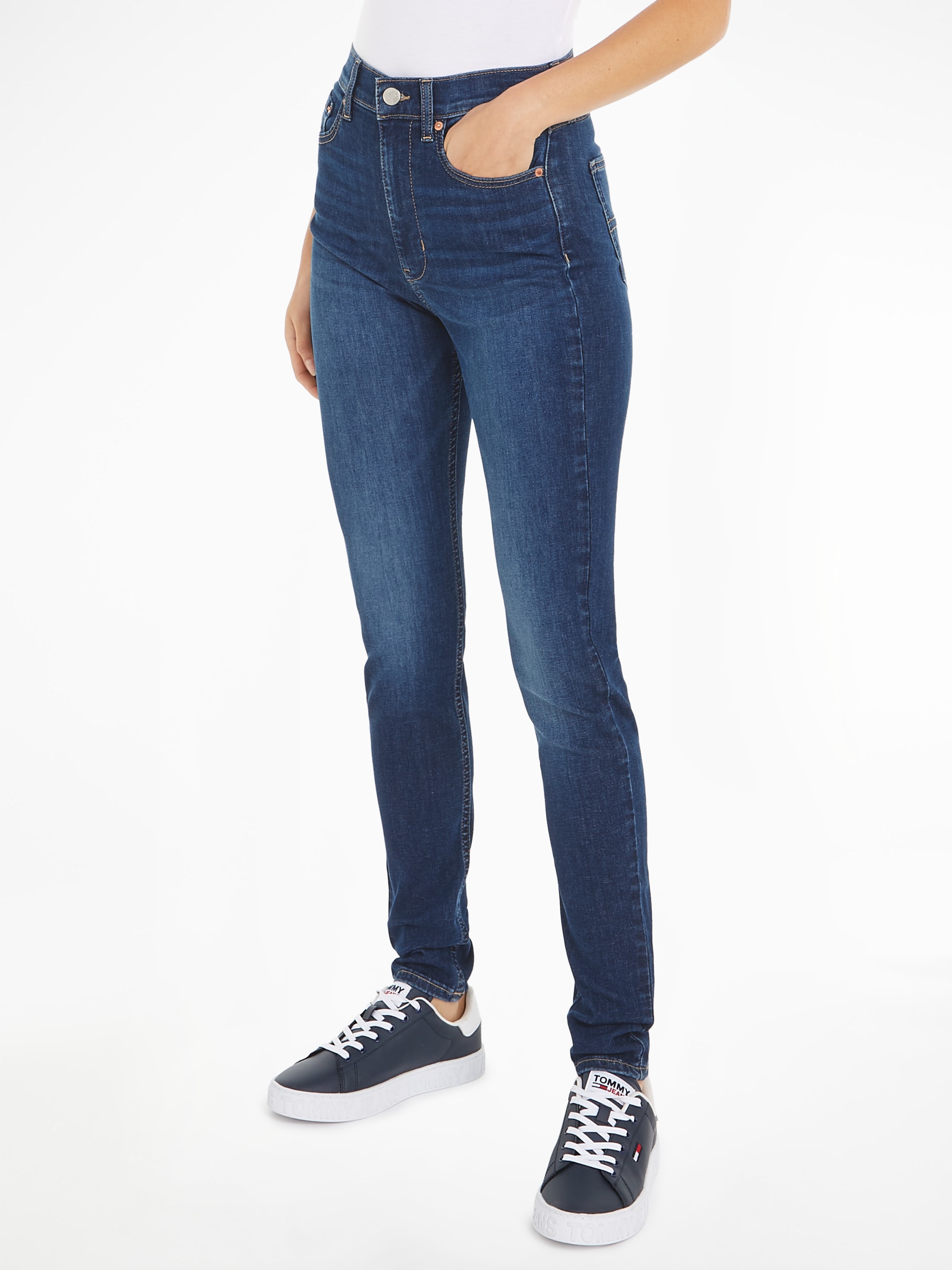 Tommy Jeans Skinny-fit-Jeans »SYLVIA HGH SKN DH1282«, mit Logo-Badge