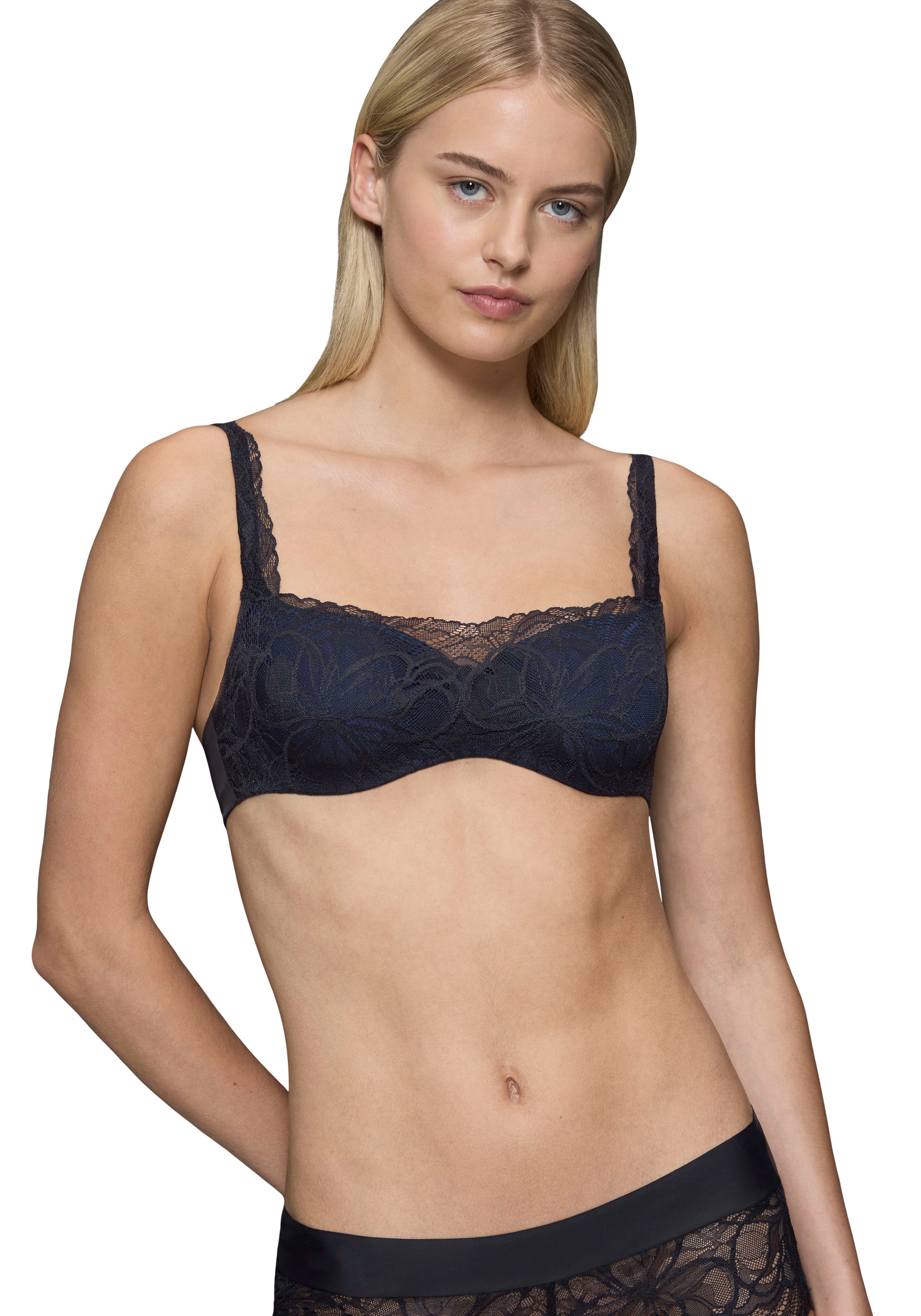 Triumph Balconette-BH »Body Make-Up Illusion Lace« Komfort Bügel, gepolstert, weiche Spitze