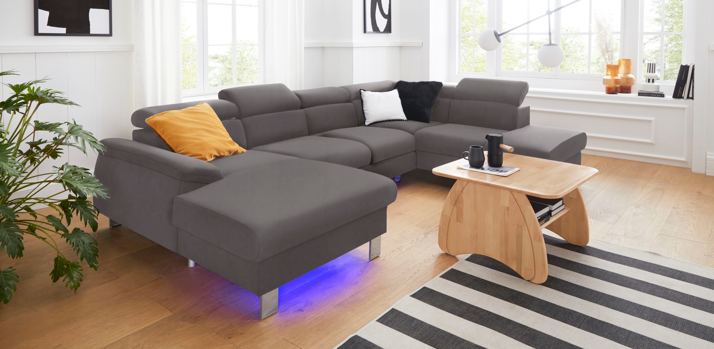 COTTA Polstergarnitur »Komaris U-Form«, (Set), Set bestehend aus: Wohnlandschaft mit Kopfteilverstellung & Hocker