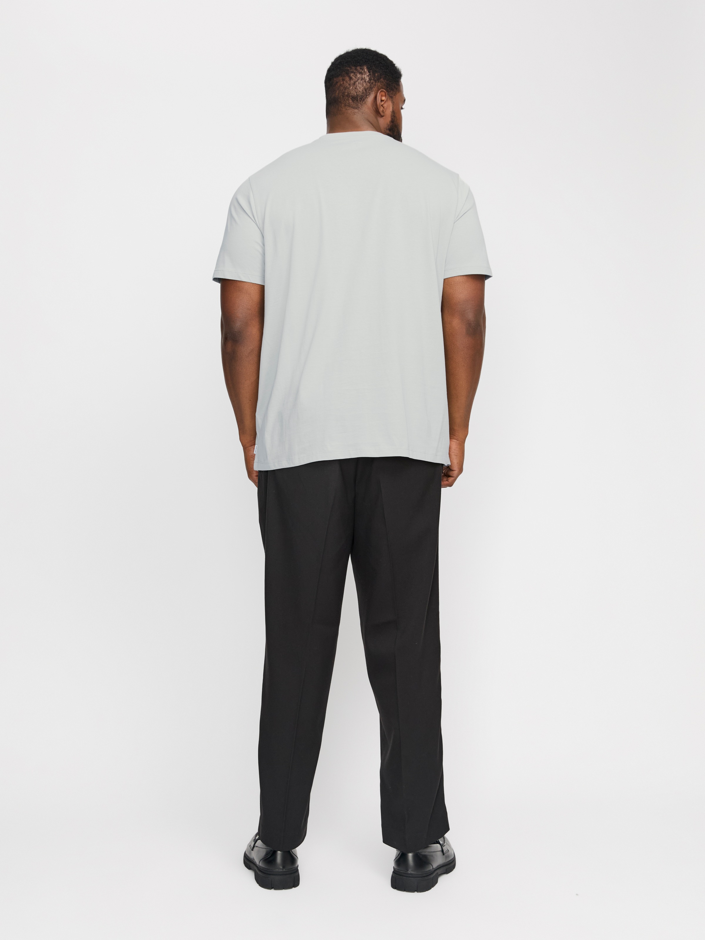Jack & Jones PlusSize Rundhalsshirt »JJEORGANIC BASIC TEE SS O-NECK NOOS PLS«, mit Rundhalsausschnitt