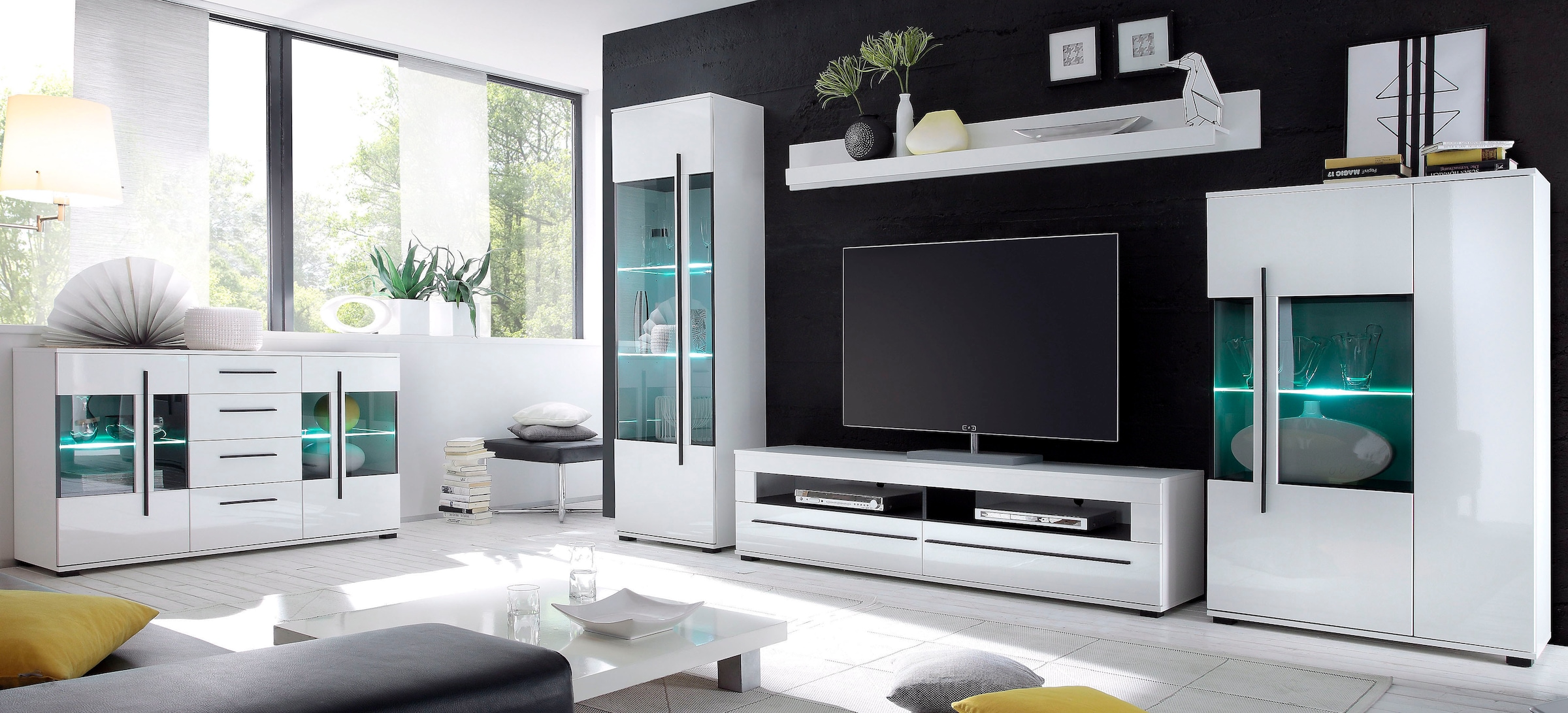 INOSIGN Sideboard »Cantara, moderner Schrank, Kommode in Eiche Evoke oder weiss«, schwarze Stangengriffe, ausreichend Stauraum, vielseitig einsetzbar