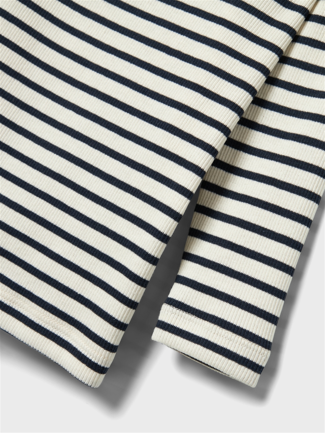 Name It Langarmshirt »NMNBANI LS XSL TOP NOOS«