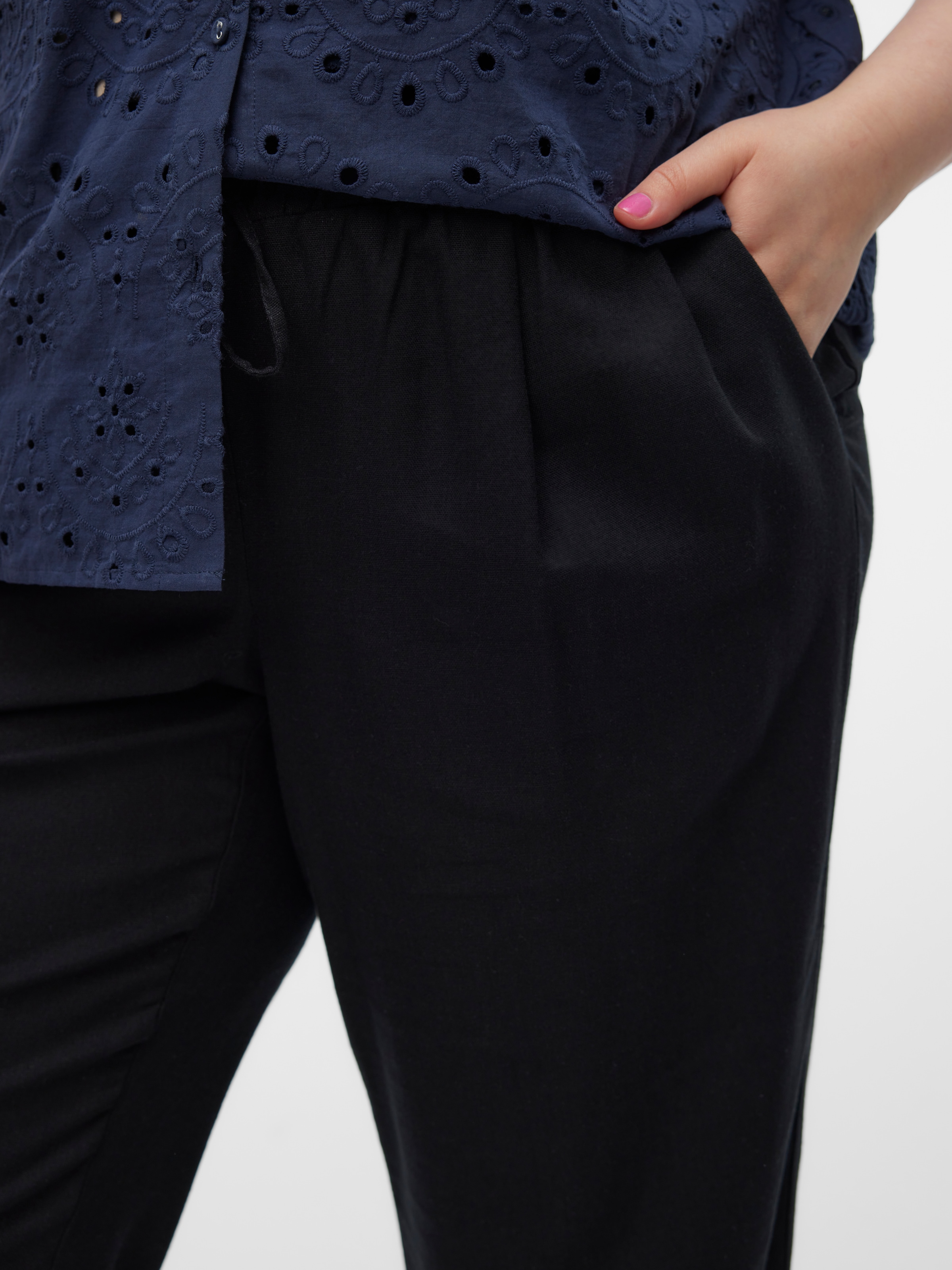 Vero Moda Curve Schlupfhose »VMJESMILO ANKLE PANTS WVN GA NOOS CUR«