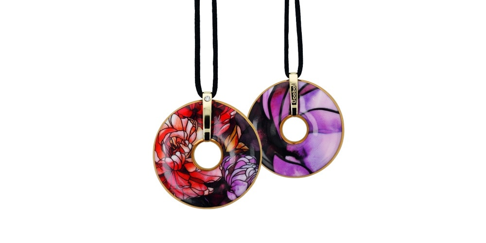 Goebel Kette mit Anhänger "Louis Comfort Tiffany - Pfingstrosen" Mit aufwändiger Echtgoldauflage