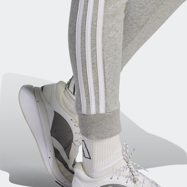 adidas Sportswear Sporthose »ESSENTIALS 3STREIFEN«, (1 tlg.) online kaufen  bei Jelmoli-Versand Schweiz
