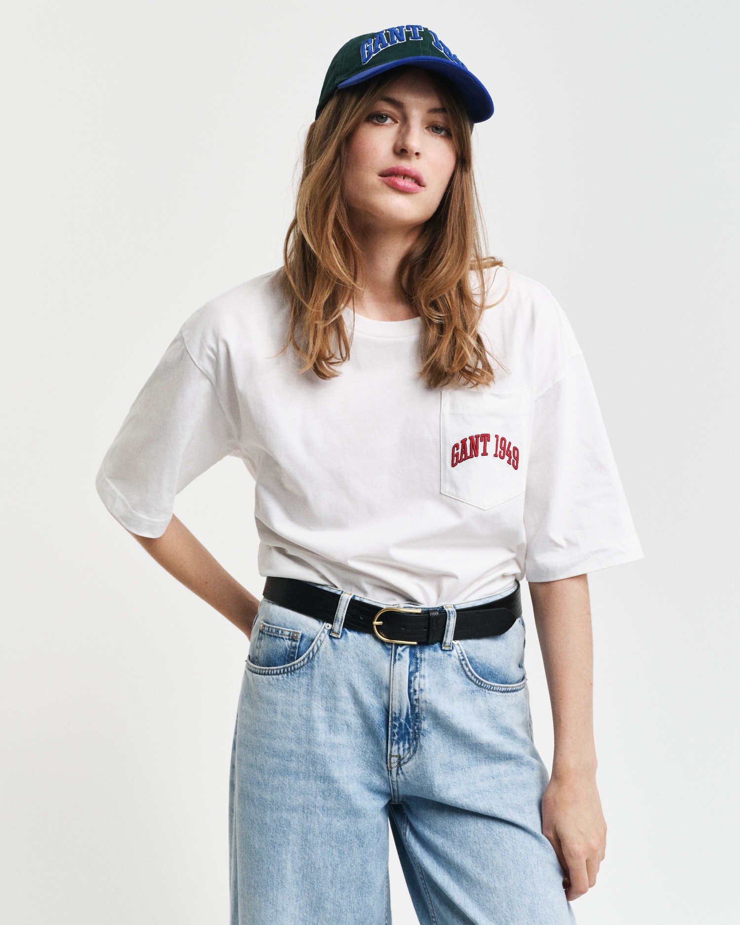 Gant T-Shirt »POCKET GRAPHIC TSHIRT« Grafische GANT-Stickerei auf der Brusttasche