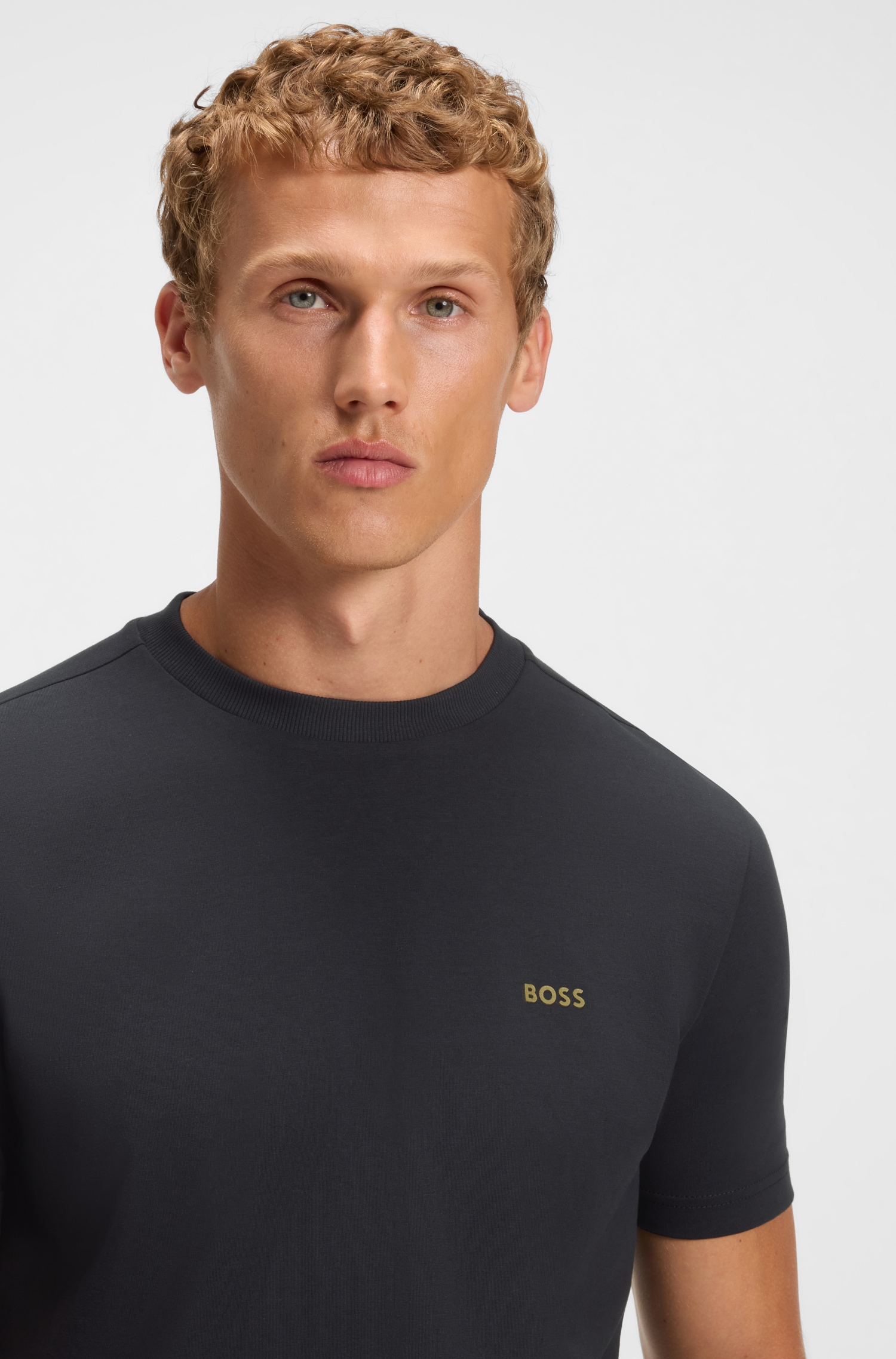 BOSS GREEN Rundhalsshirt »Tee«, mit gummiertem Kontrast-Logo