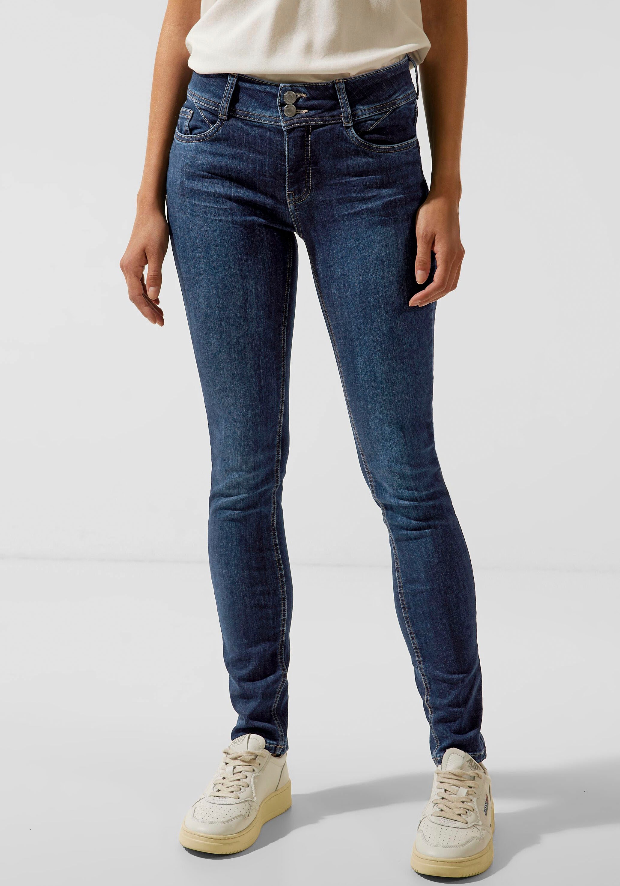 STREET ONE Slim-fit-Jeans, mit online bestellen hinten Jelmoli-Versand bei Schweiz Markenlabel