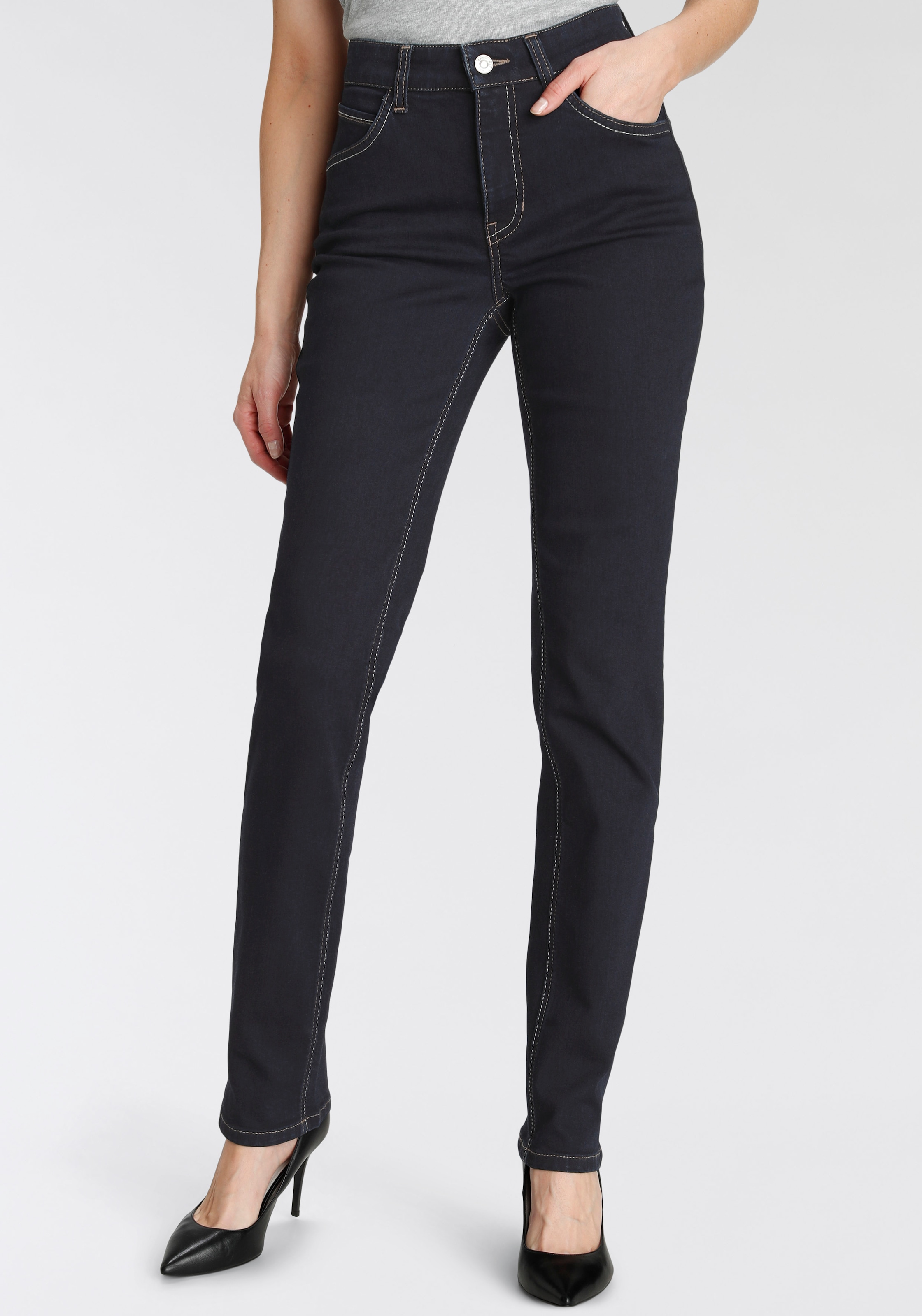 MAC Gerade Jeans »Melanie-Heart«, Dekorative Nieten auf der hinteren Tasche  online bestellen | Jelmoli-Versand