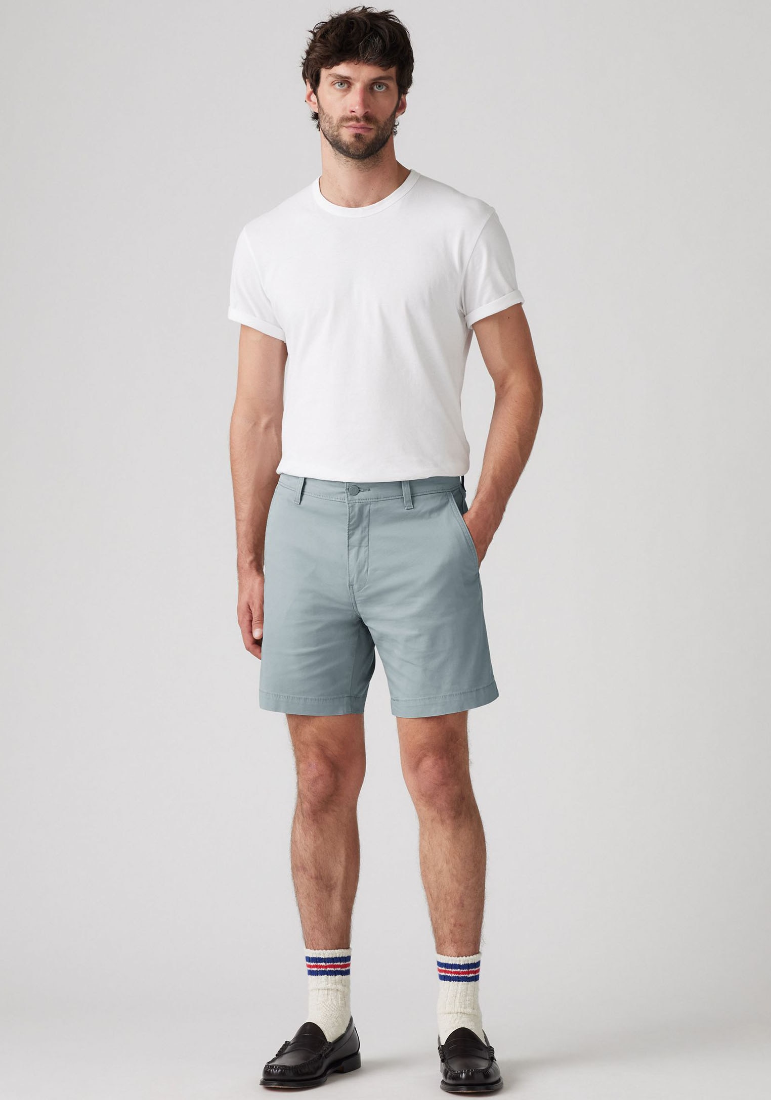 Levi's® Chinoshorts »XX CHINO SHORT II«, mit Logobadge