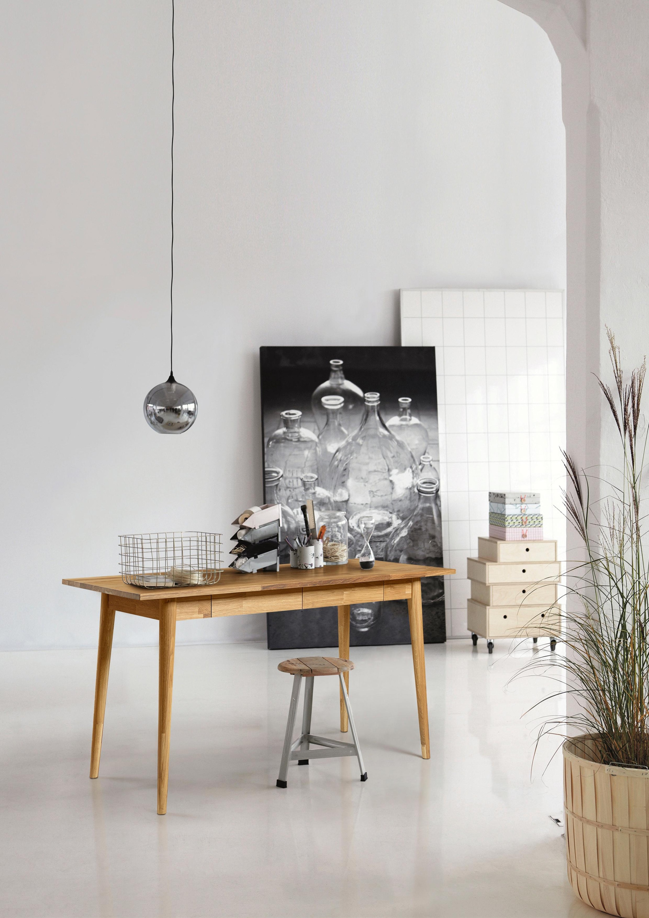 Home affaire Schreibtisch »Scandi«, aus massivem Eichenholz, Breite 140 cm,  mit Schubladen online kaufen | Jelmoli-Versand