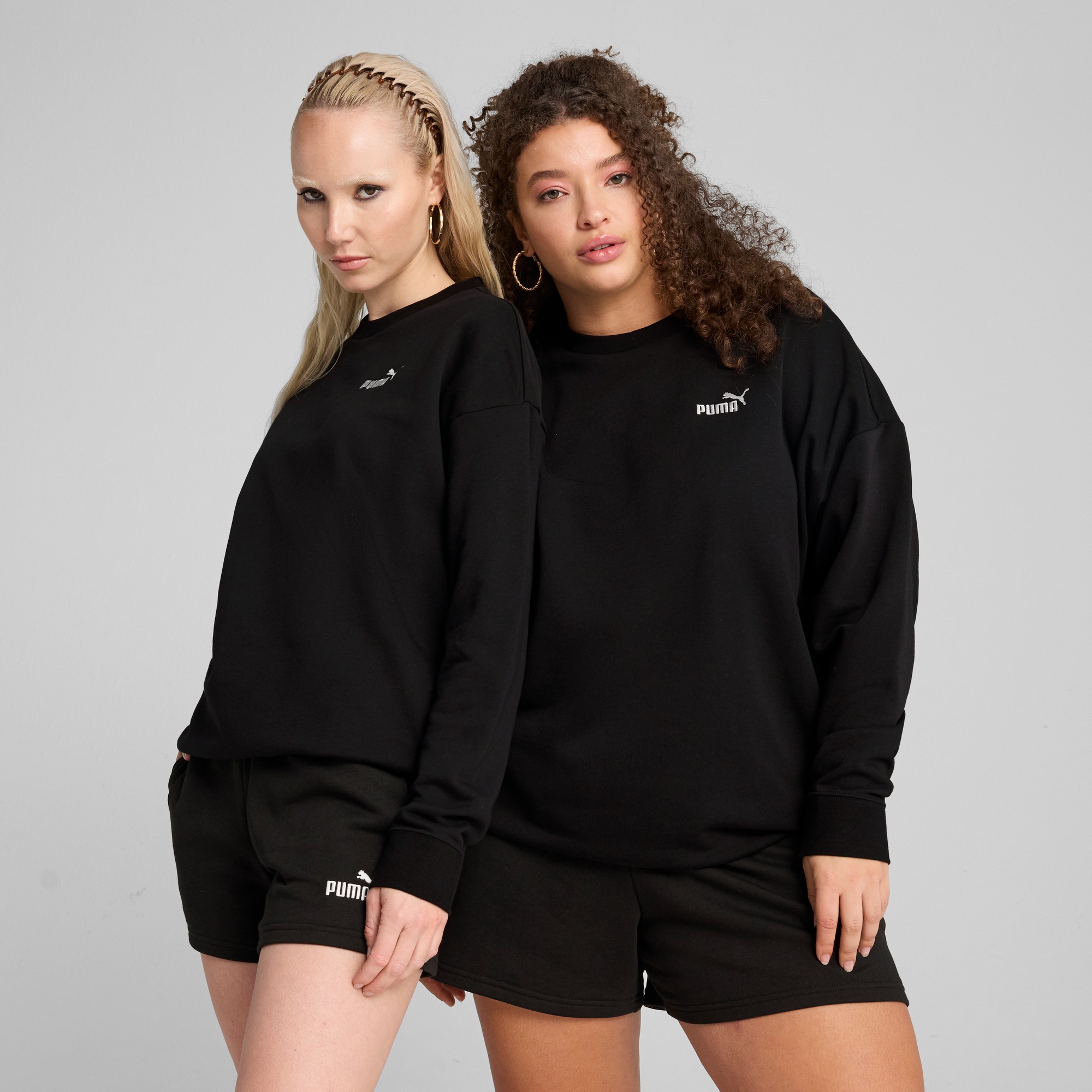 PUMA Langarmshirt »ESS SMALL NO. 1 LOGO RELAXED CREW TR« Rundhalsausschnitt, aus Baumwolle, pflegeleicht