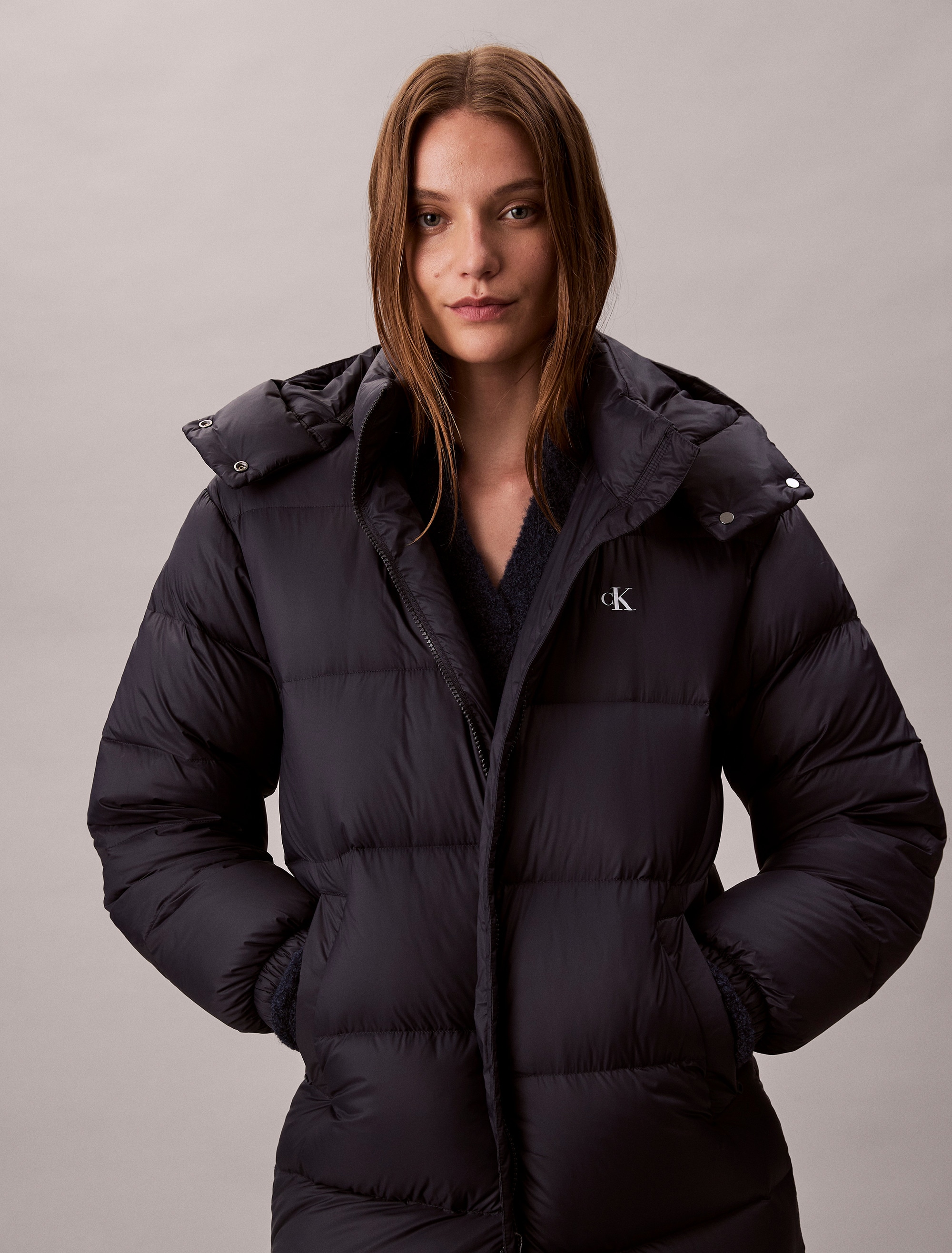 Calvin Klein Jeans Steppmantel »ESSENTIAL MIDWEIGHT LONG PUFFER« Mit Rundhalsausschnitt, regular fit