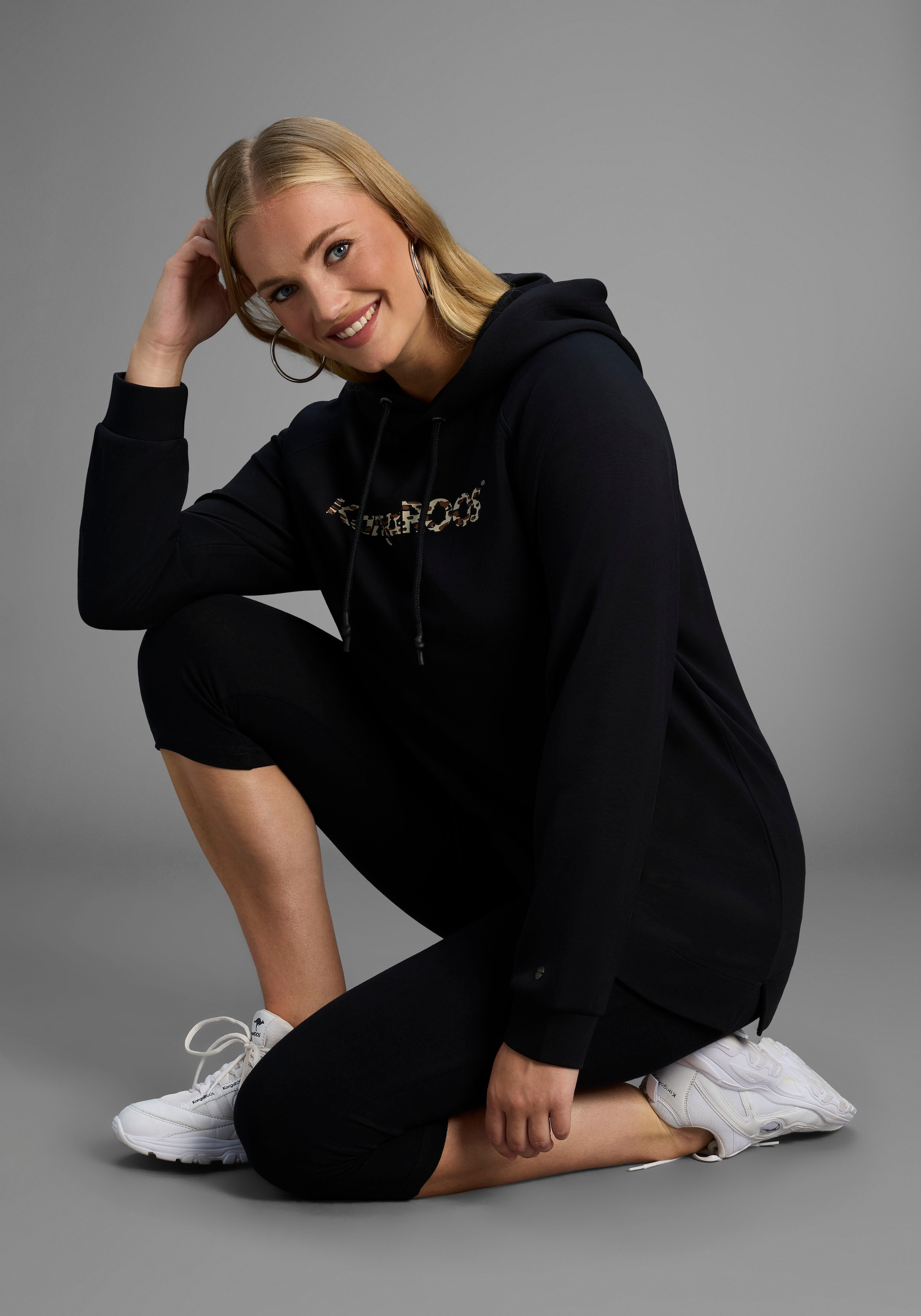 KangaROOS Kapuzensweatshirt, aus glatter Sweatware, grosse Grössen
