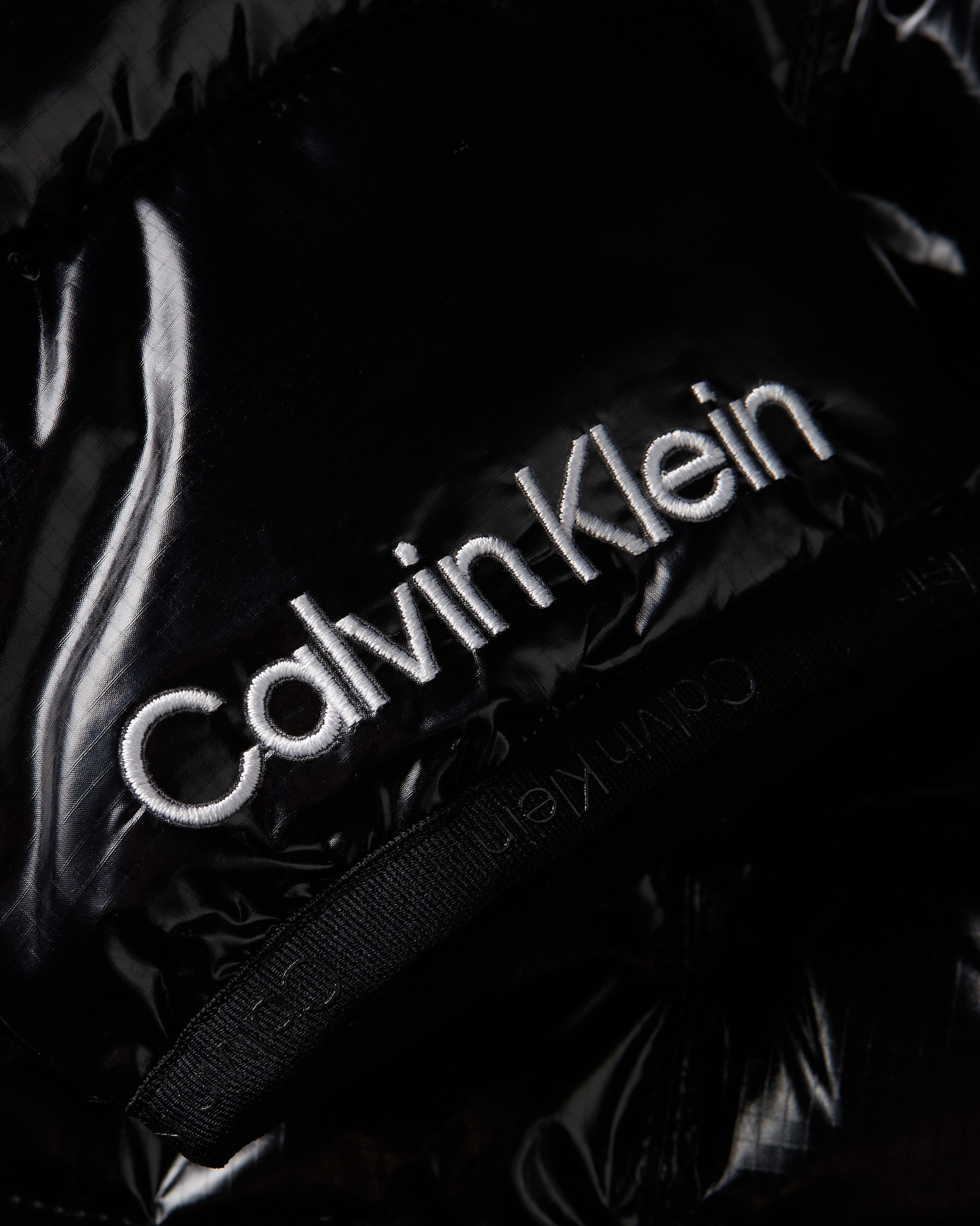 Calvin Klein Sport Winterjacke mit Kapuze Schweiz Padded Jelmoli-Versand bei bestellen »PW online Jacket«, 