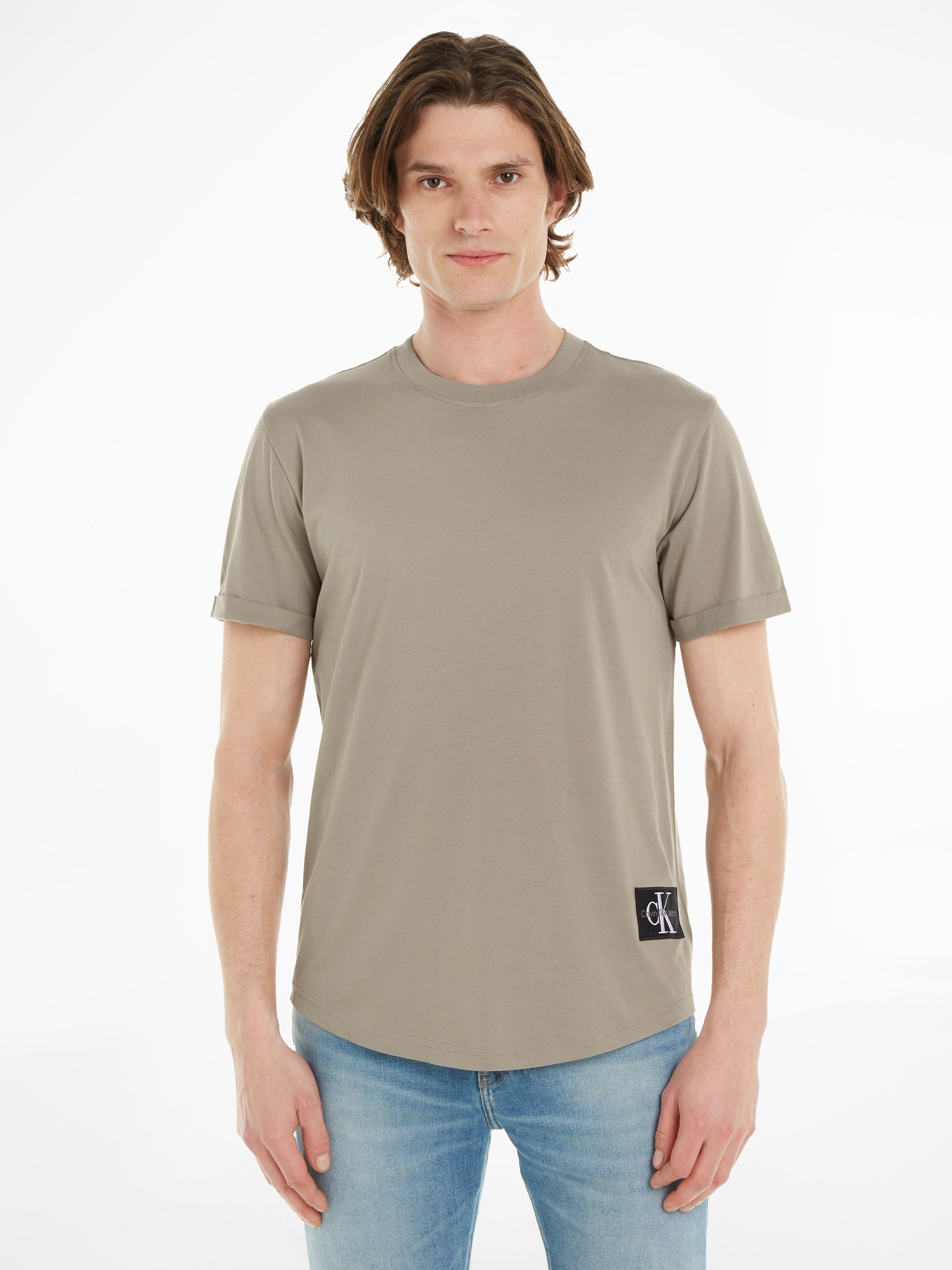 Calvin Klein Jeans T-Shirt »BADGE TURN UP SLEEVE« mit Logopatch
