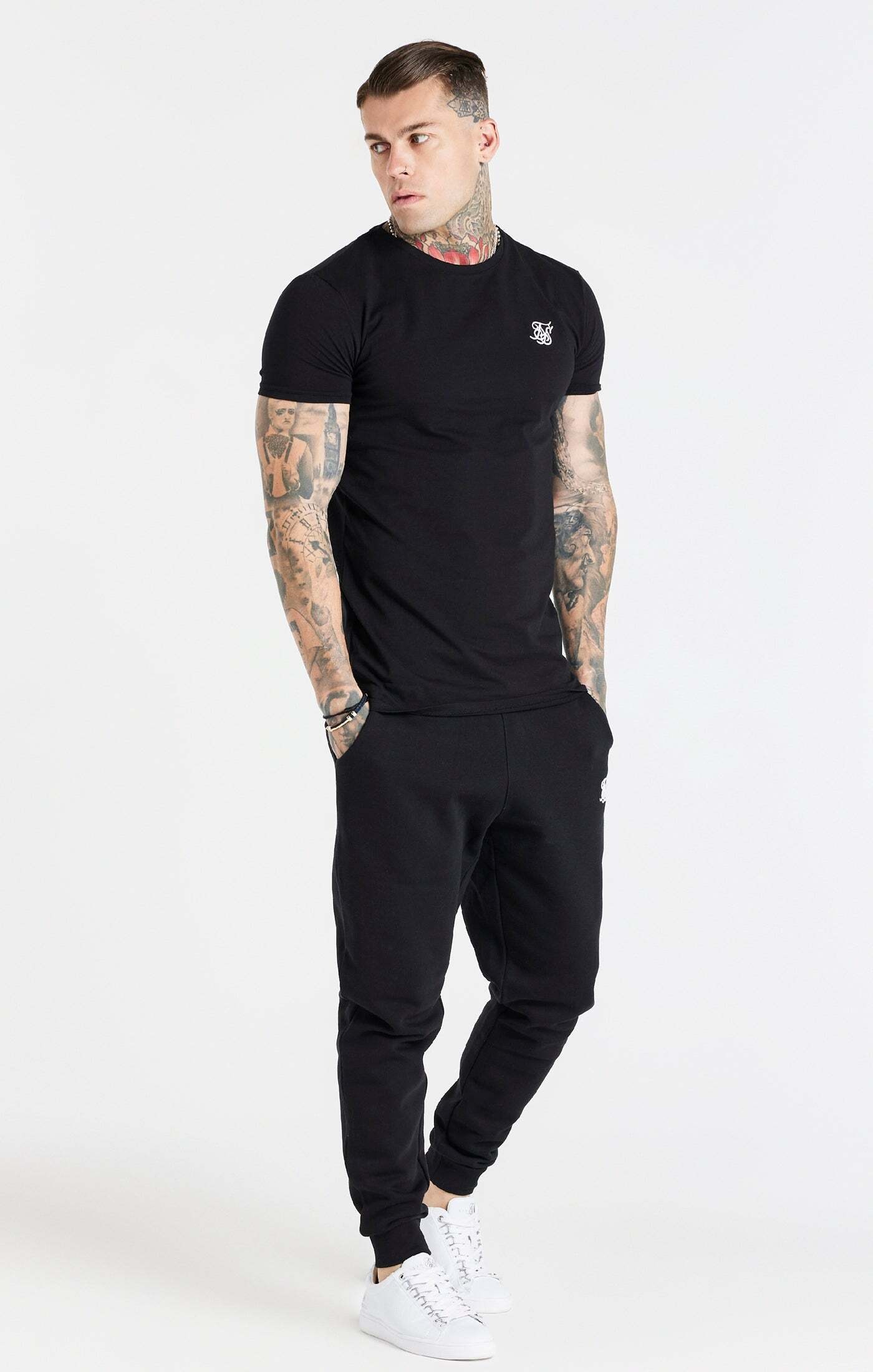 Siksilk Sweatpants »Siksilk Sweatpants Essential Cuffed Jogger«