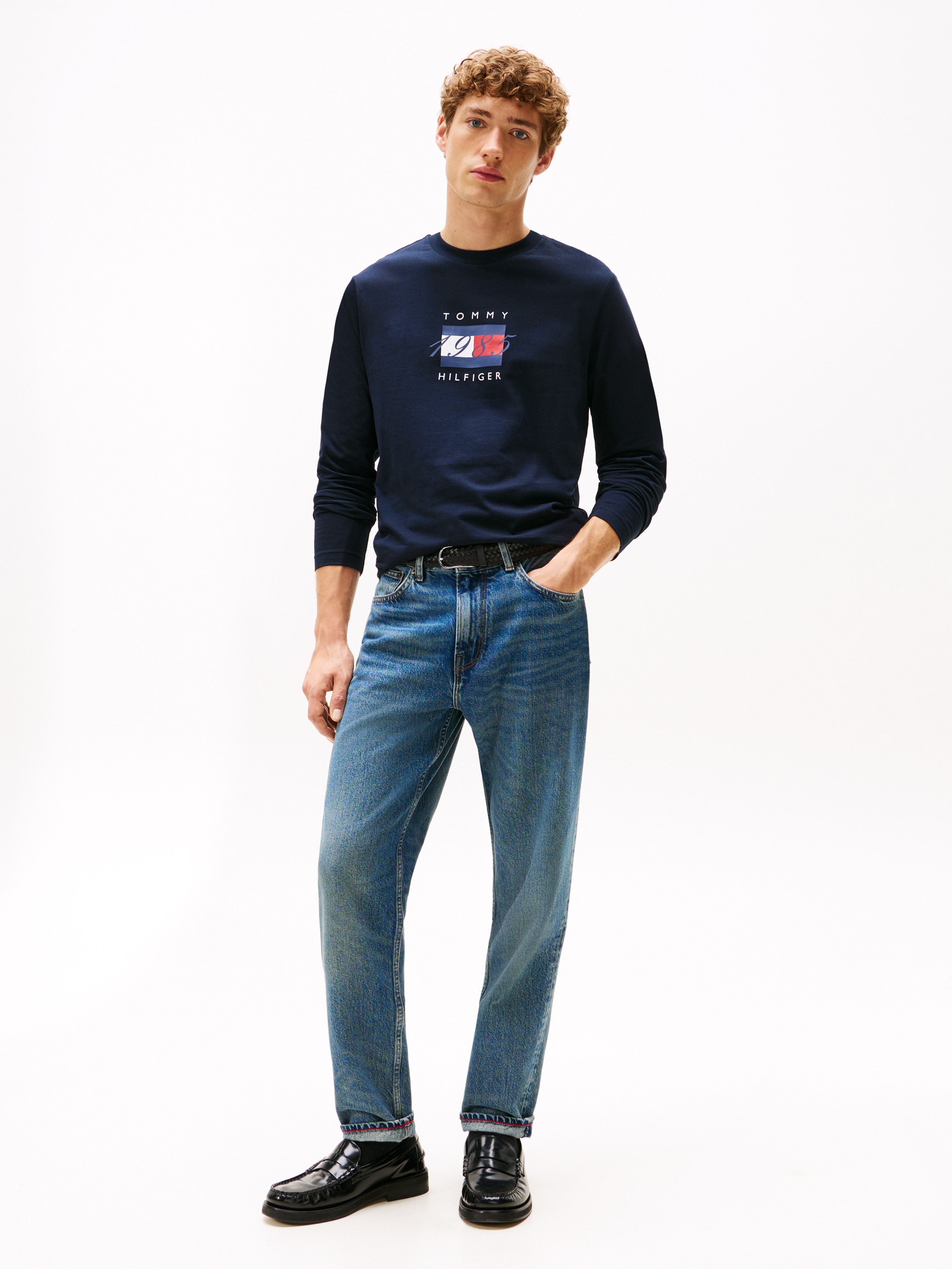 Tommy Hilfiger Langarmshirt »LINEAR FLAG GRAPHIC«, Jersey, Rundhals, Regular Fit, Longsleeve
