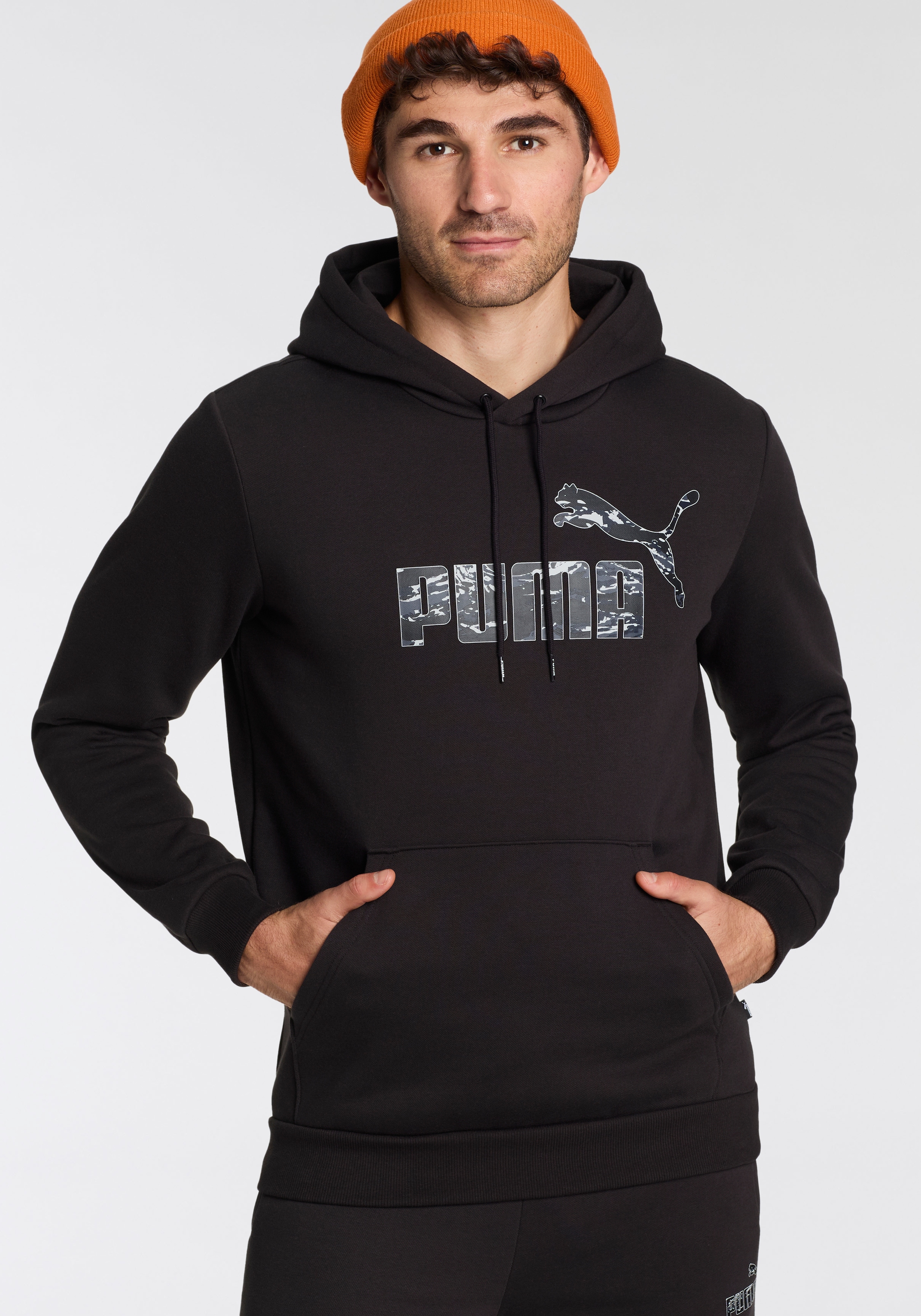 PUMA Kapuzensweatshirt »ESS+ CAMO HOODIE FL«, mit geräumiger Kängurutasche, mit verstellbarer Kapuze