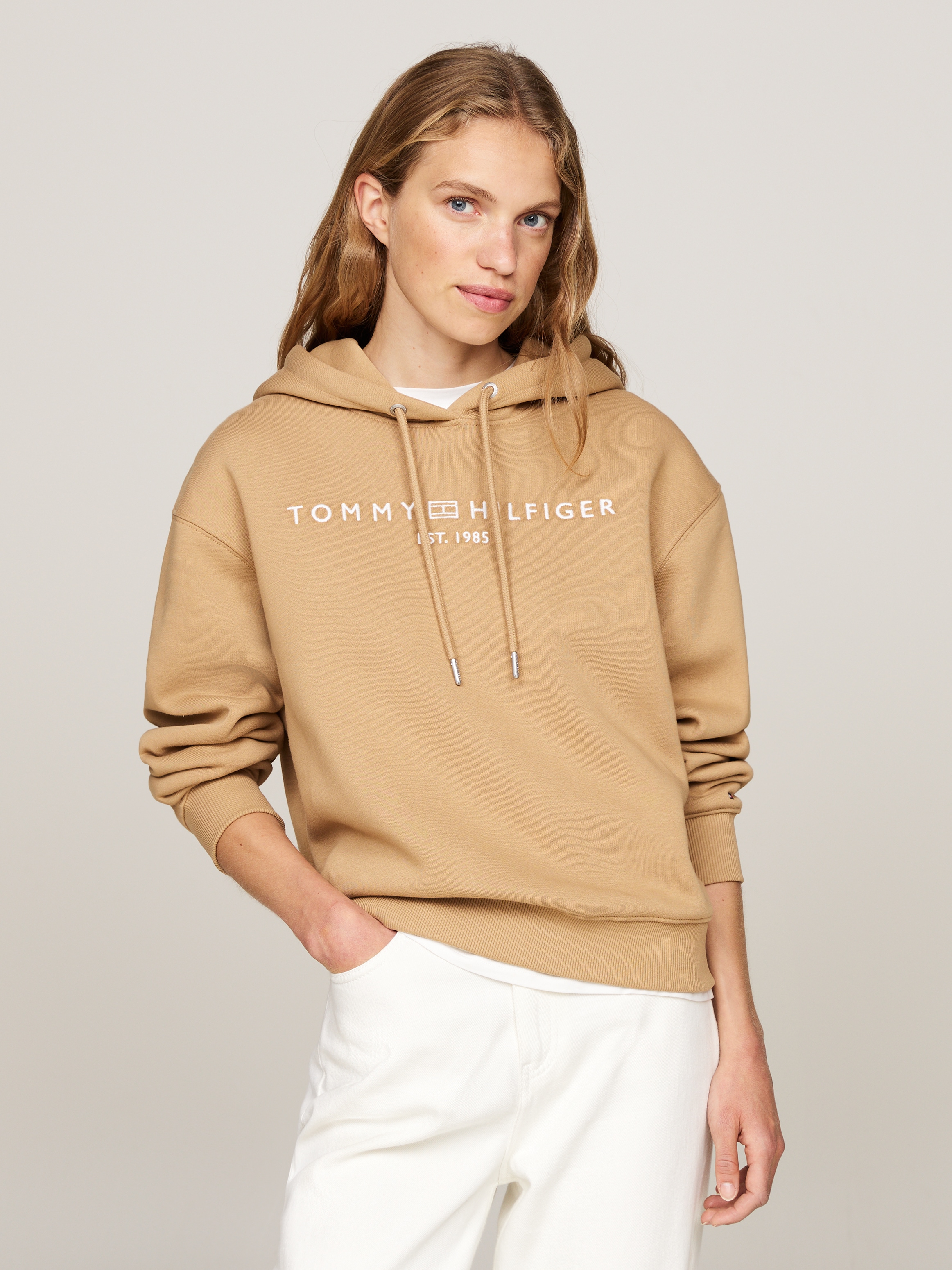 Tommy Hilfiger Kapuzensweatshirt »MDRN REG CORP LOGO HOODIE«, mit gesticktem Logo-Schriftzug