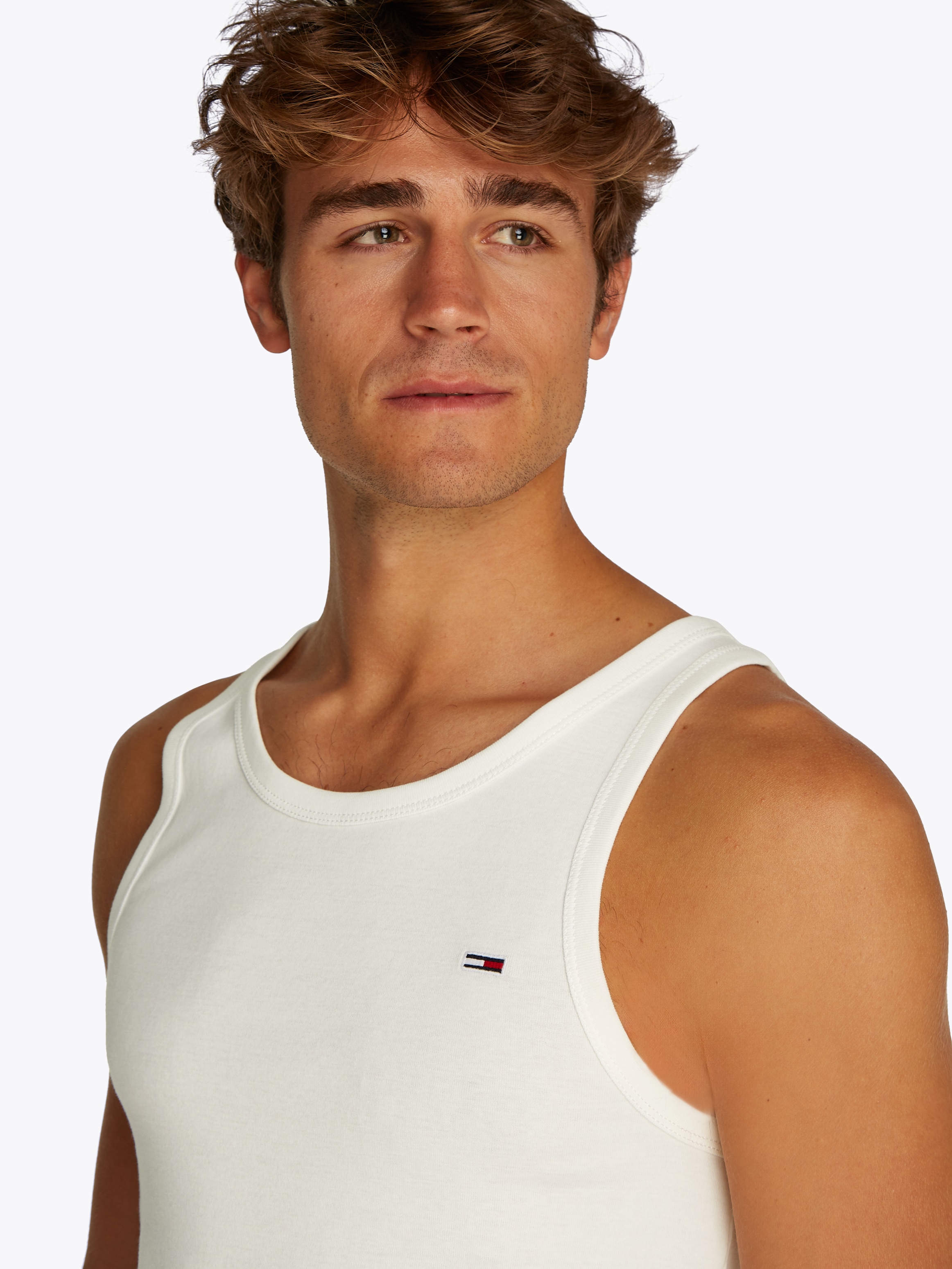 Tommy Jeans Tanktop »TJM XSLIM 2PCK RIB TANK EXT«, (Packung, 2 tlg., 2er), mit gerippter Struktur