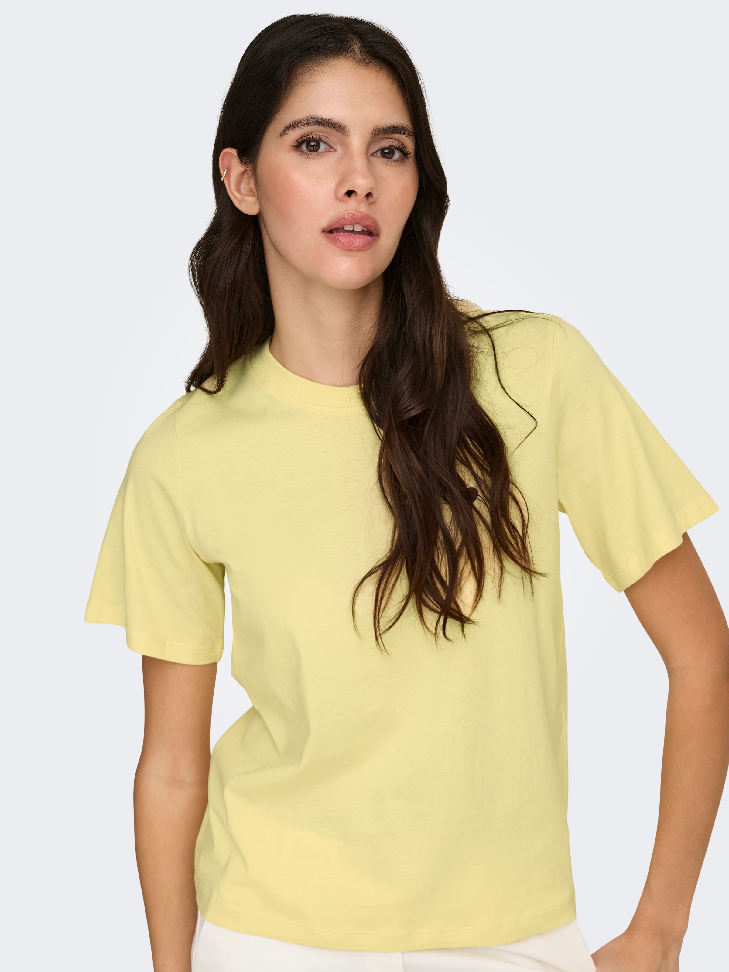 JDY Kurzarmshirt »JDYPISA S/S PRINT TOP JRS NOOS« mit Herz Stickerei