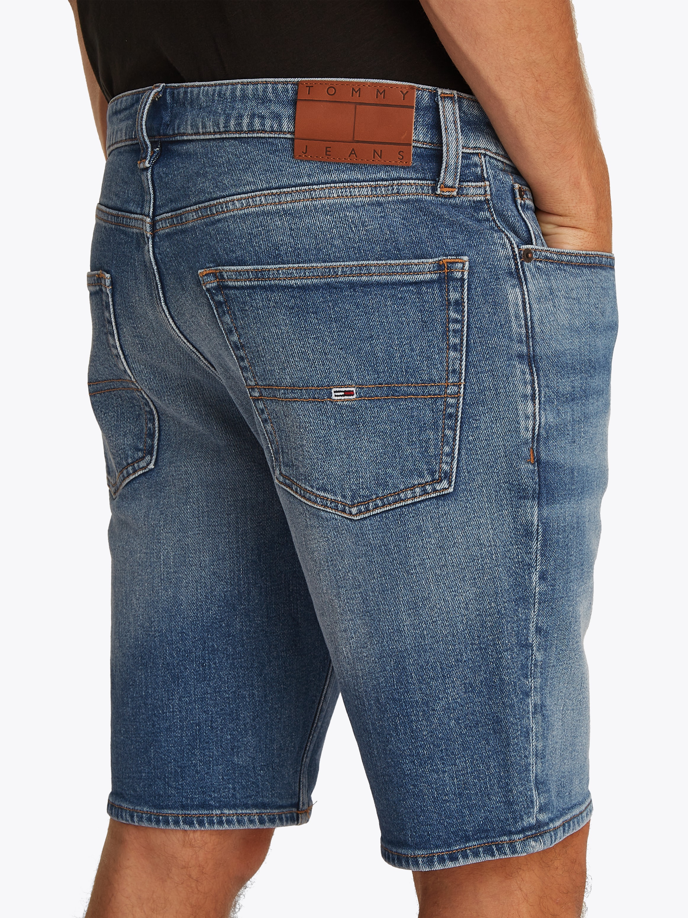 Tommy Jeans Jeansshorts »SCANTON SHORT«, Mit Gürtelschlaufen